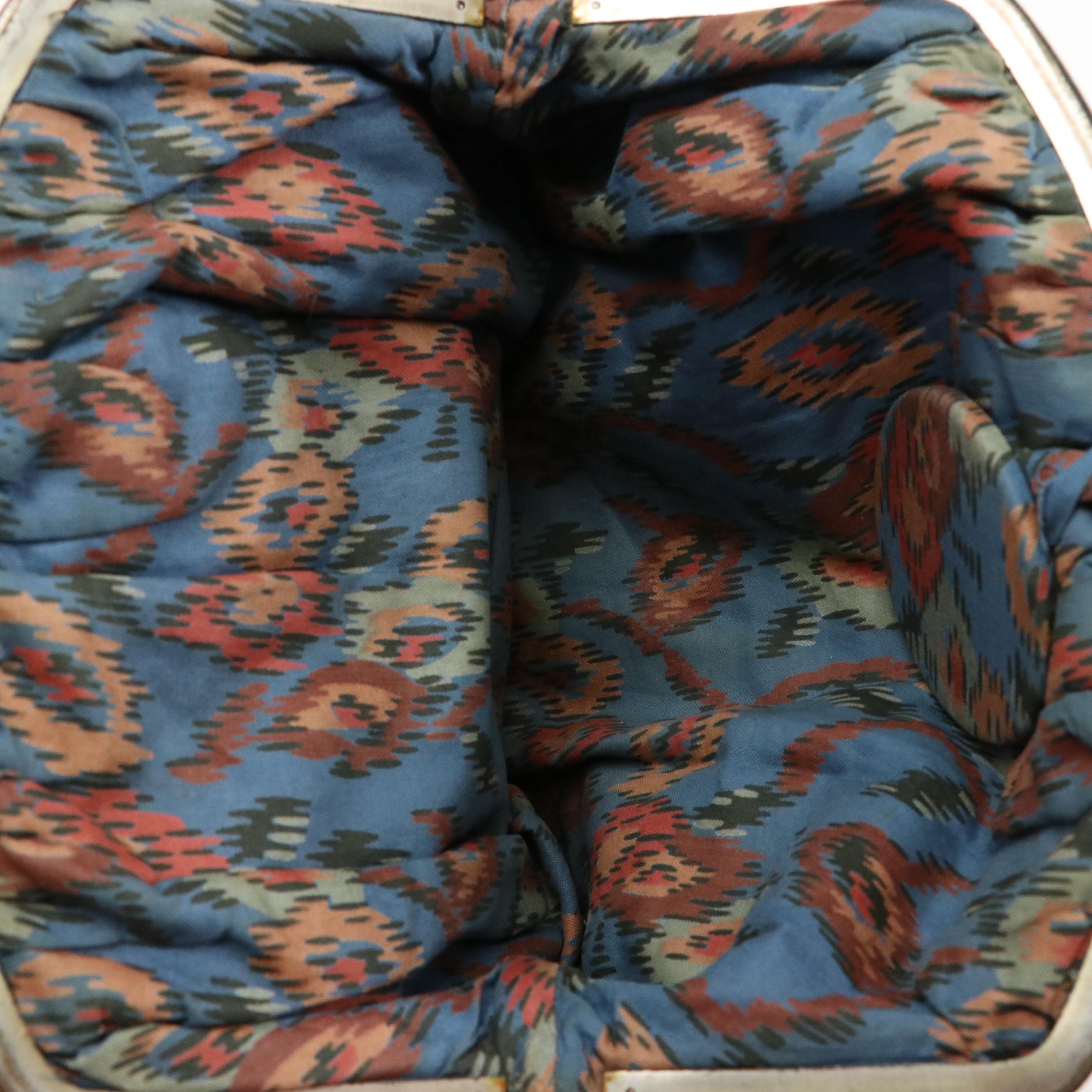 Embellished Evening Bags in Pleated Velvet and Silk Faille