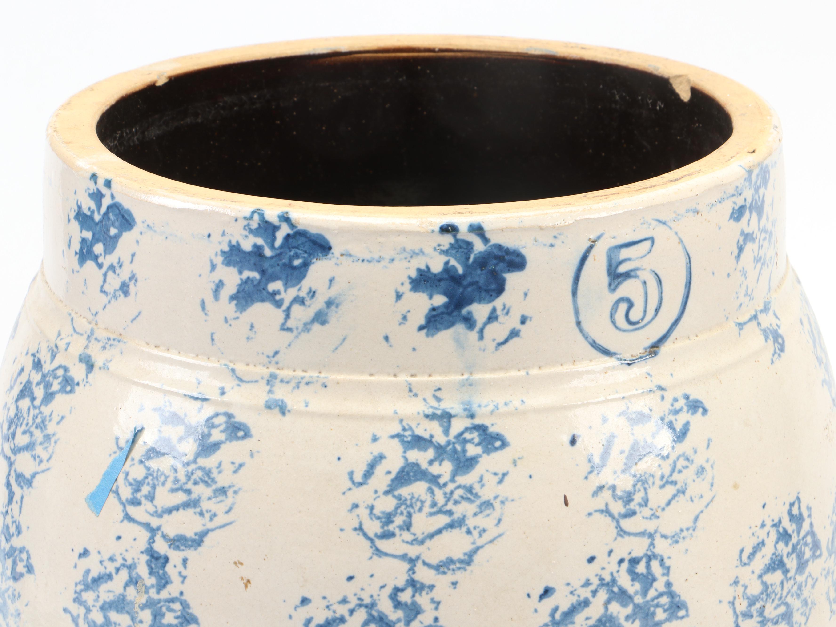 Spongeware 5 Gallon Beverage Dispenser & Dietz Kerosene Lantern