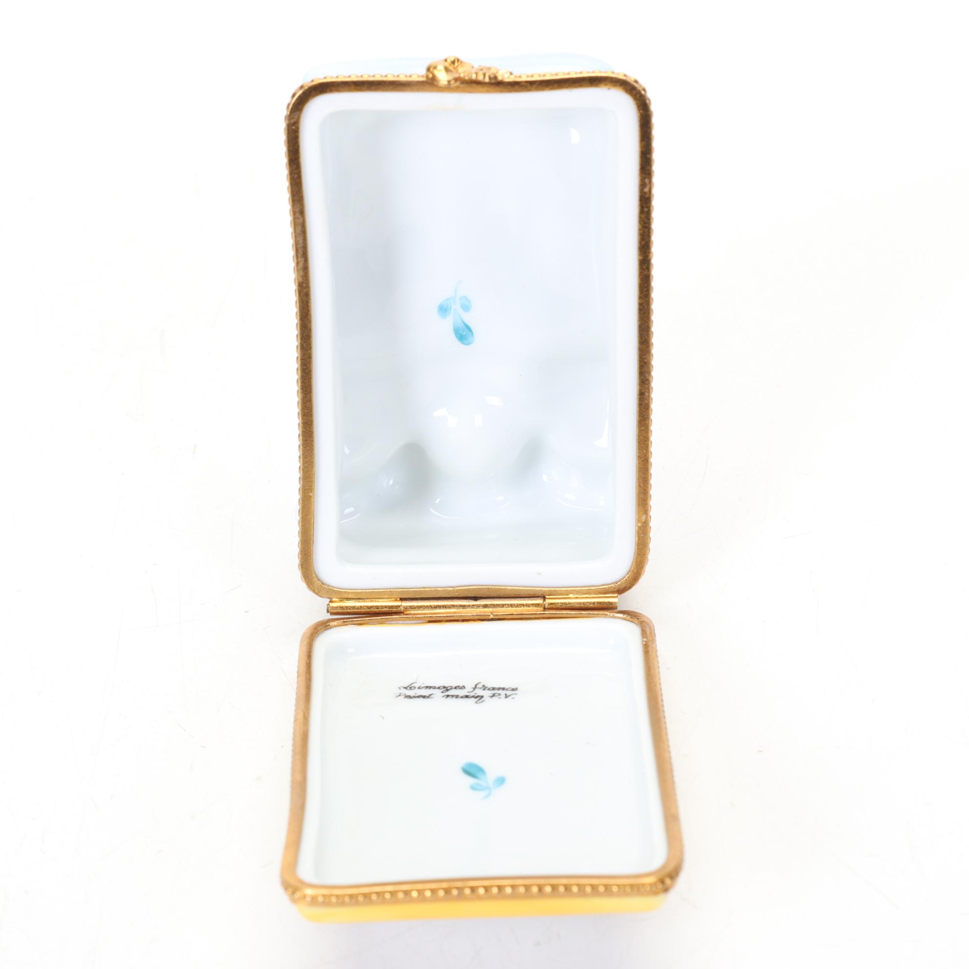 Limoges Hand Painted Couple Snuggled In Bed Hinged Trinket Box