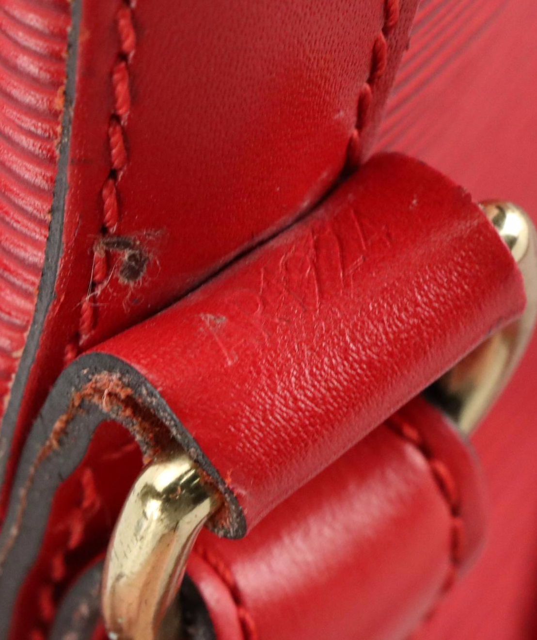 Louis Vuitton Petit Noé Bag in Castilian Red Epi and Smooth Leather