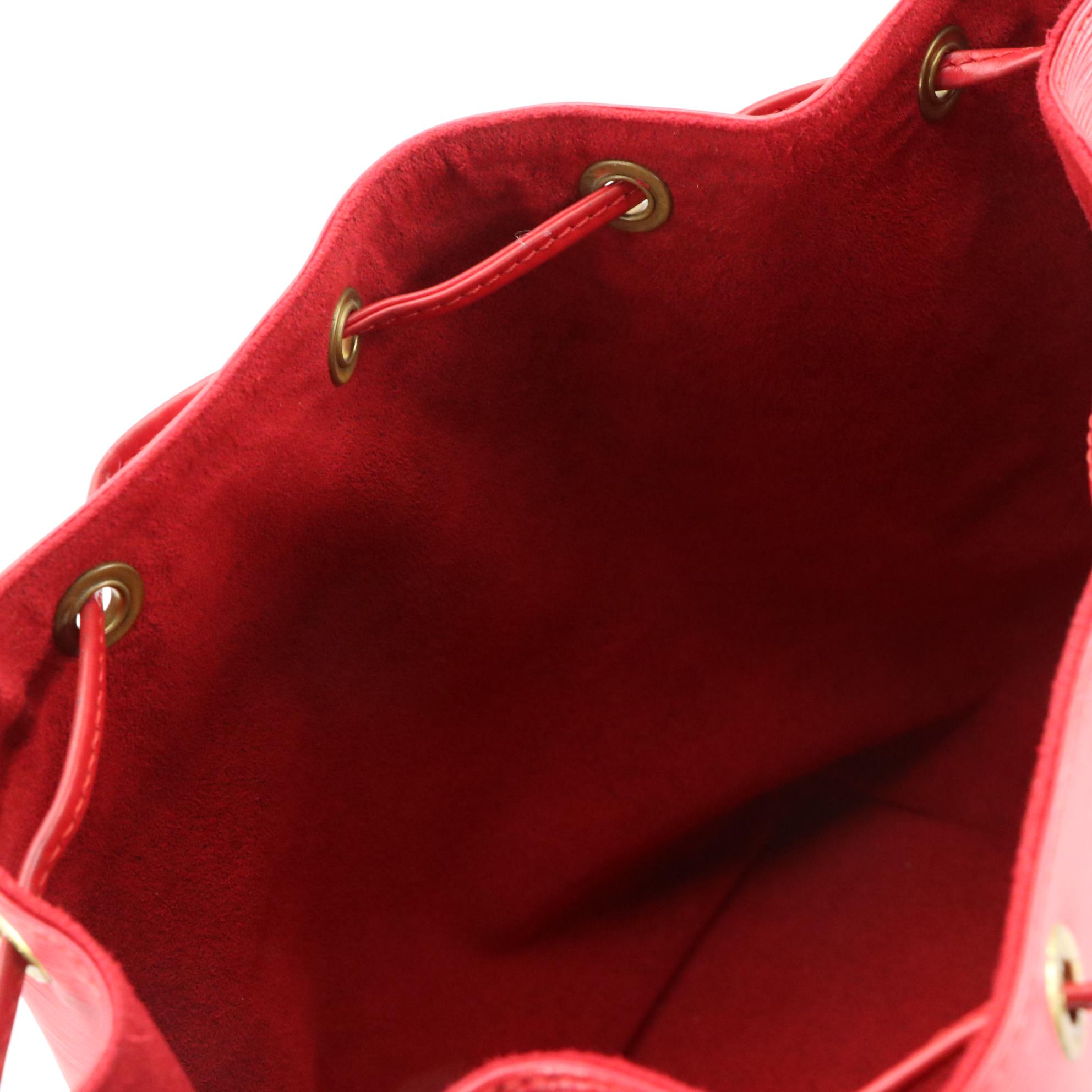 Louis Vuitton Petit Noé Bag in Castilian Red Epi and Smooth Leather