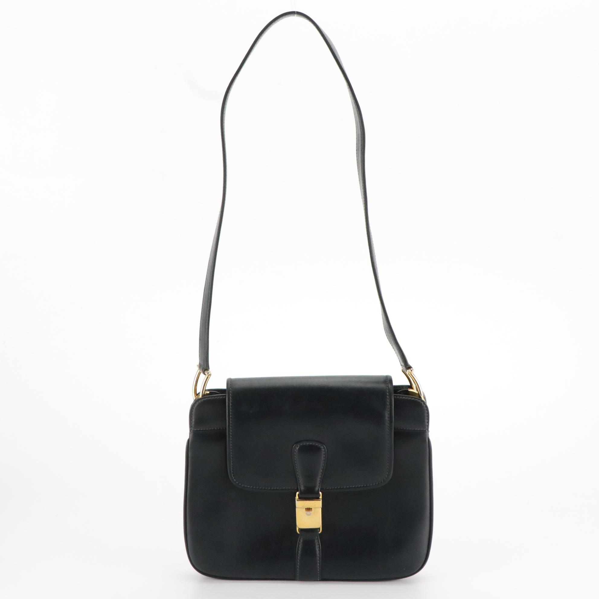 Gucci Boutique Clasp Flap Front Shoulder Bag in Leather