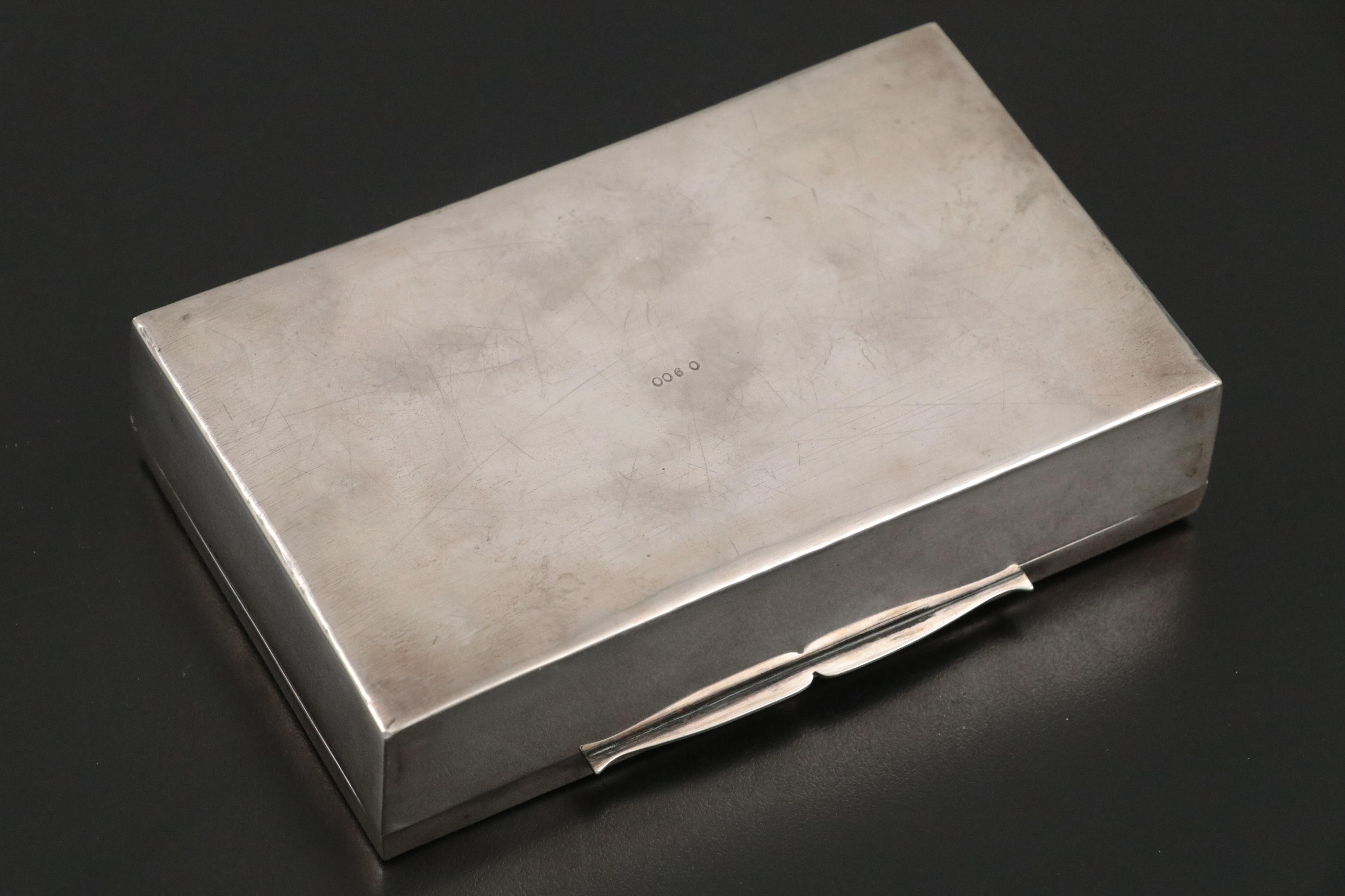 900 Silver Engraved Box with Souvenir Matchbooks