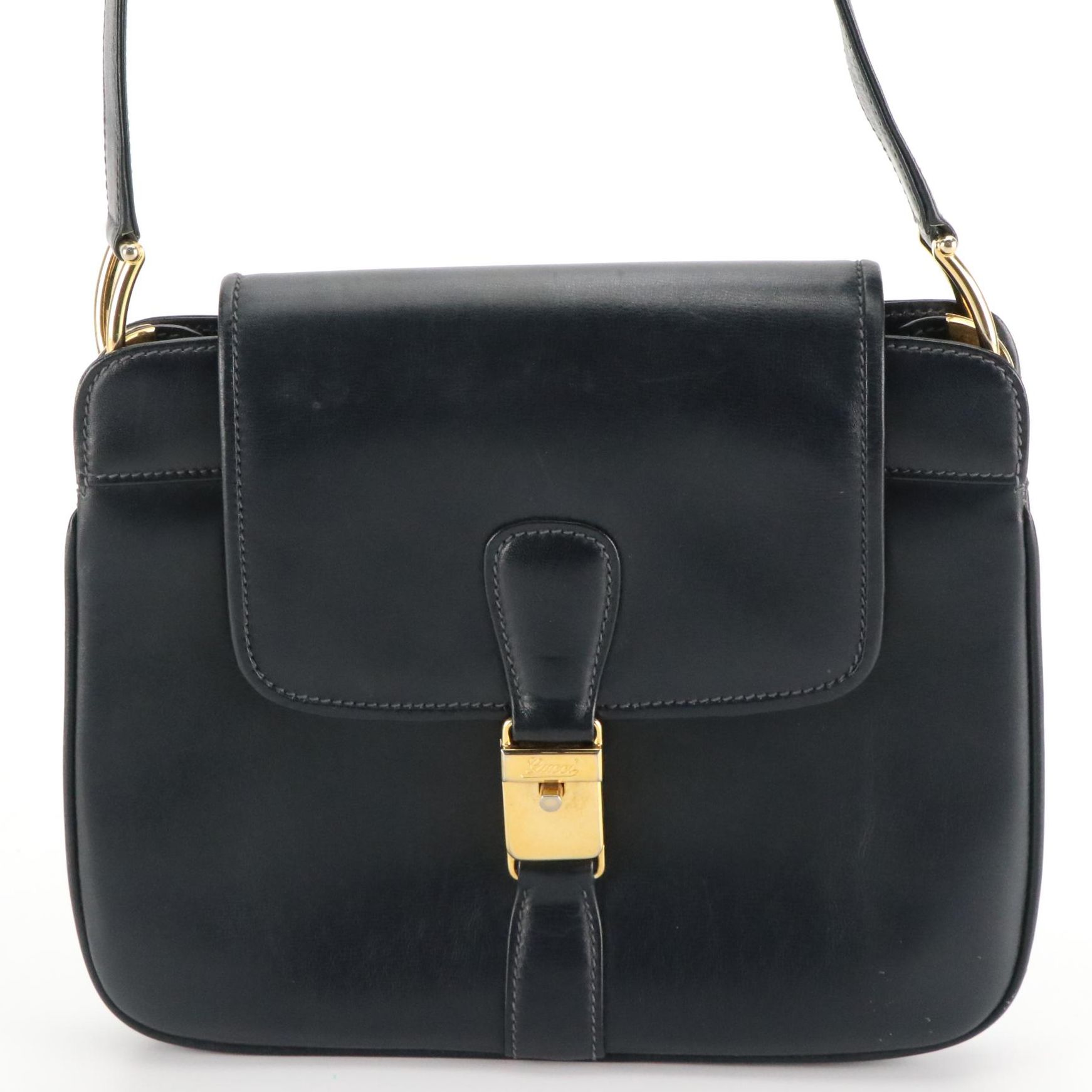 Gucci Boutique Clasp Flap Front Shoulder Bag in Leather