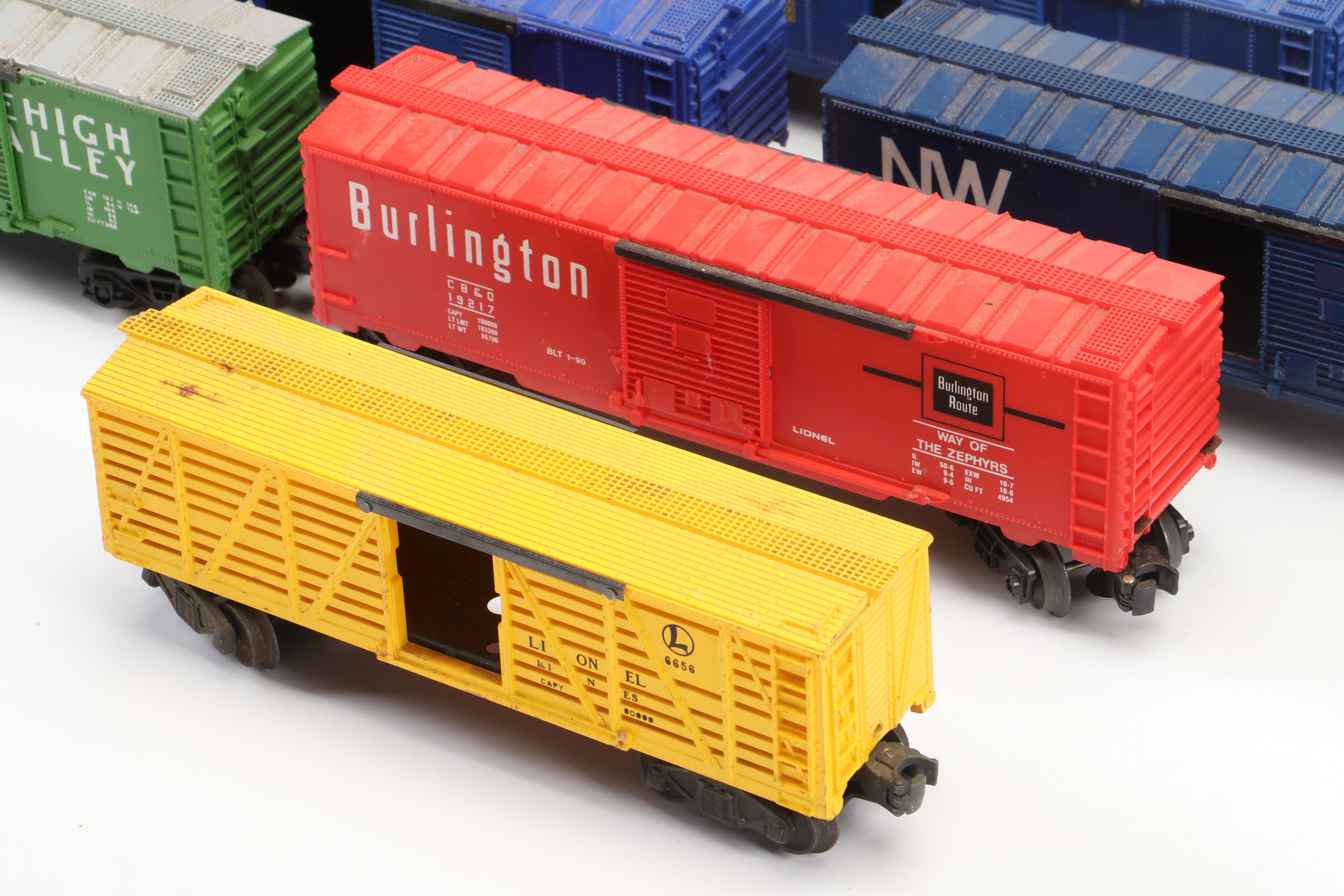 Lionel Plastic and Metal Toy Train O Gauge Cars and Tracks