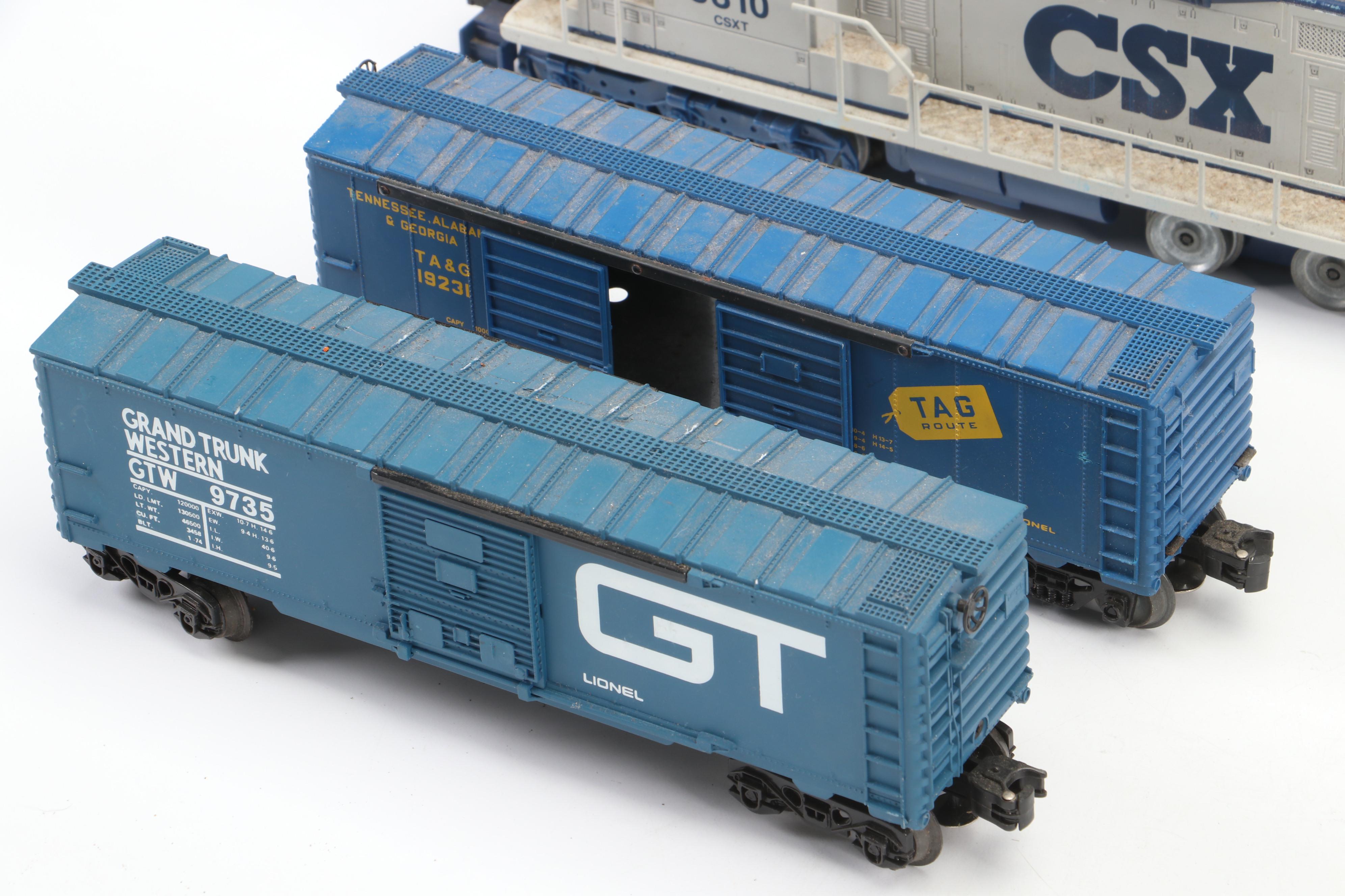 Lionel Plastic and Metal Toy Train O Gauge Cars and Tracks