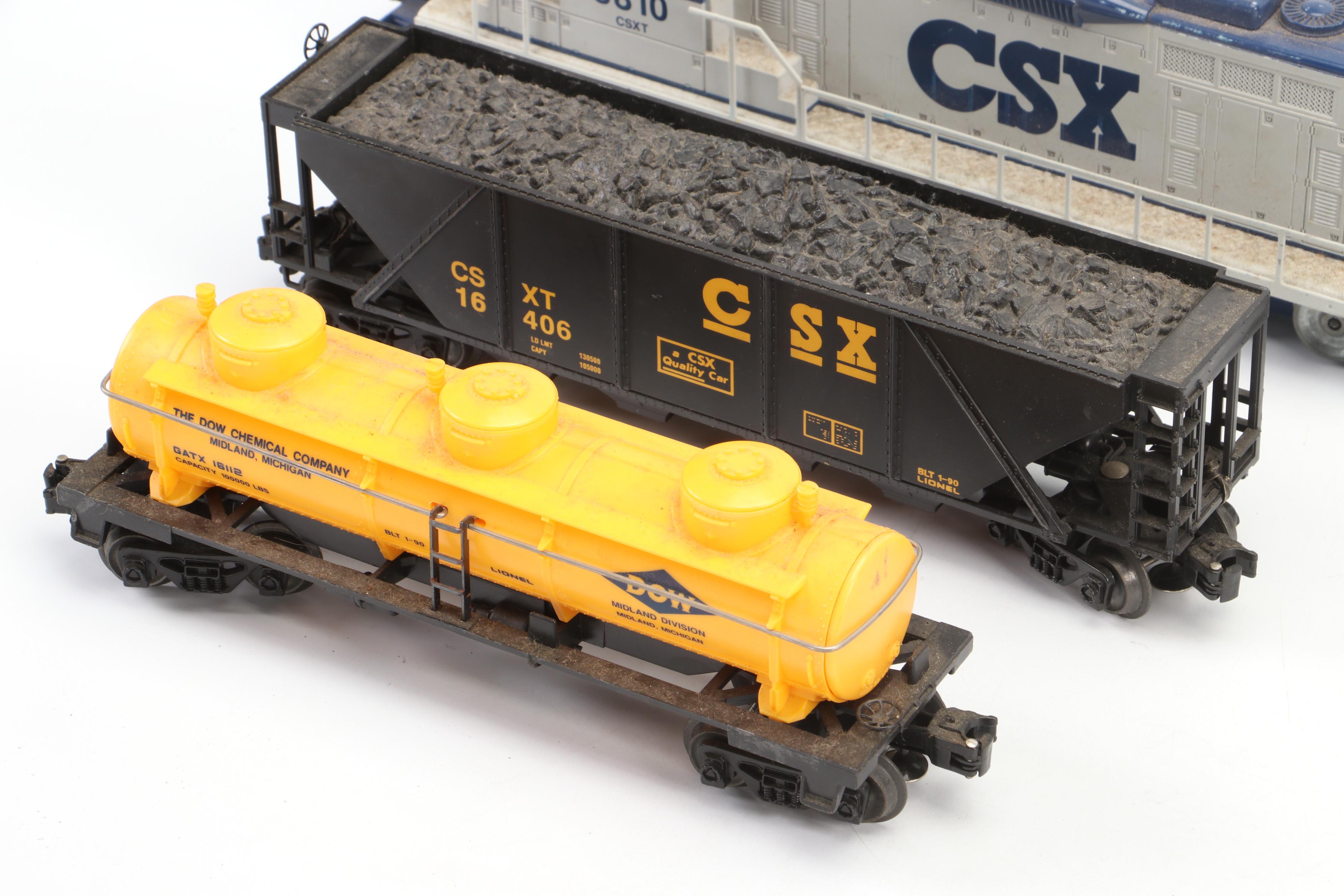 Lionel Plastic and Metal Toy Train O Gauge Cars and Tracks