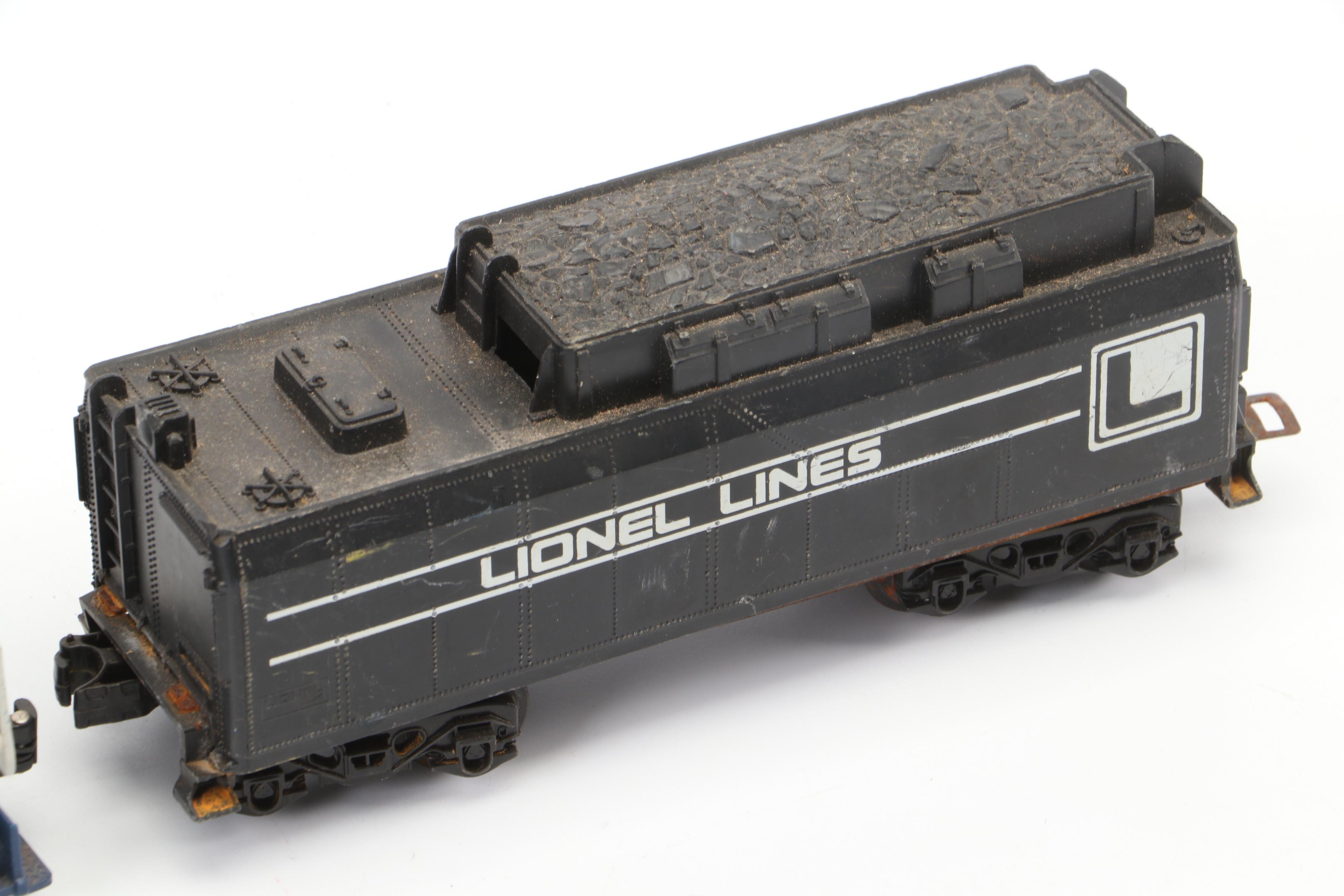 Lionel Plastic and Metal Toy Train O Gauge Cars and Tracks