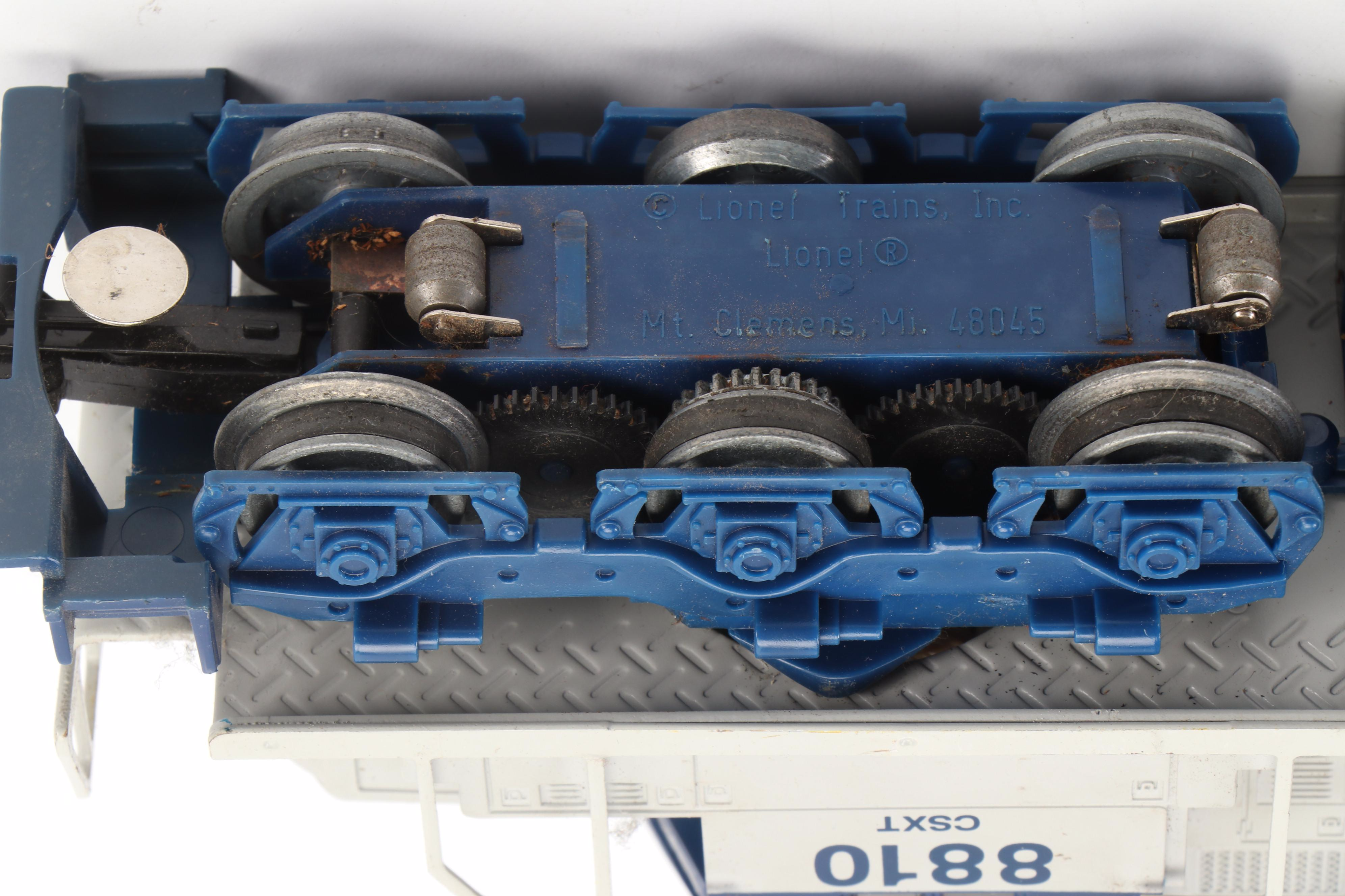 Lionel Plastic and Metal Toy Train O Gauge Cars and Tracks