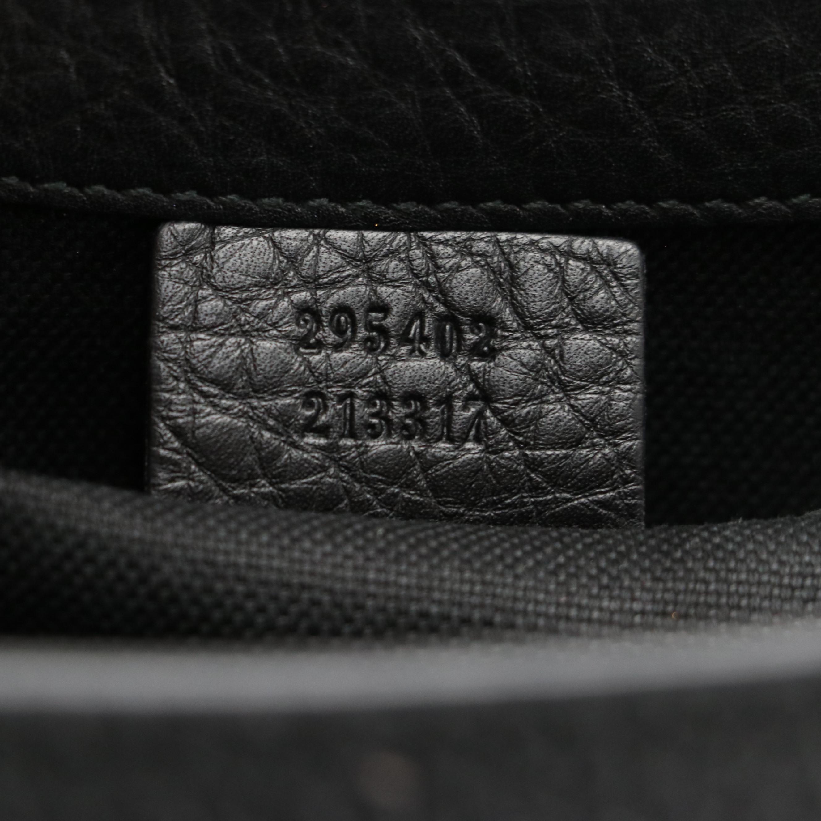 Gucci Emily Medium Chain Flap Shoulder Bag in Black Grained Leather