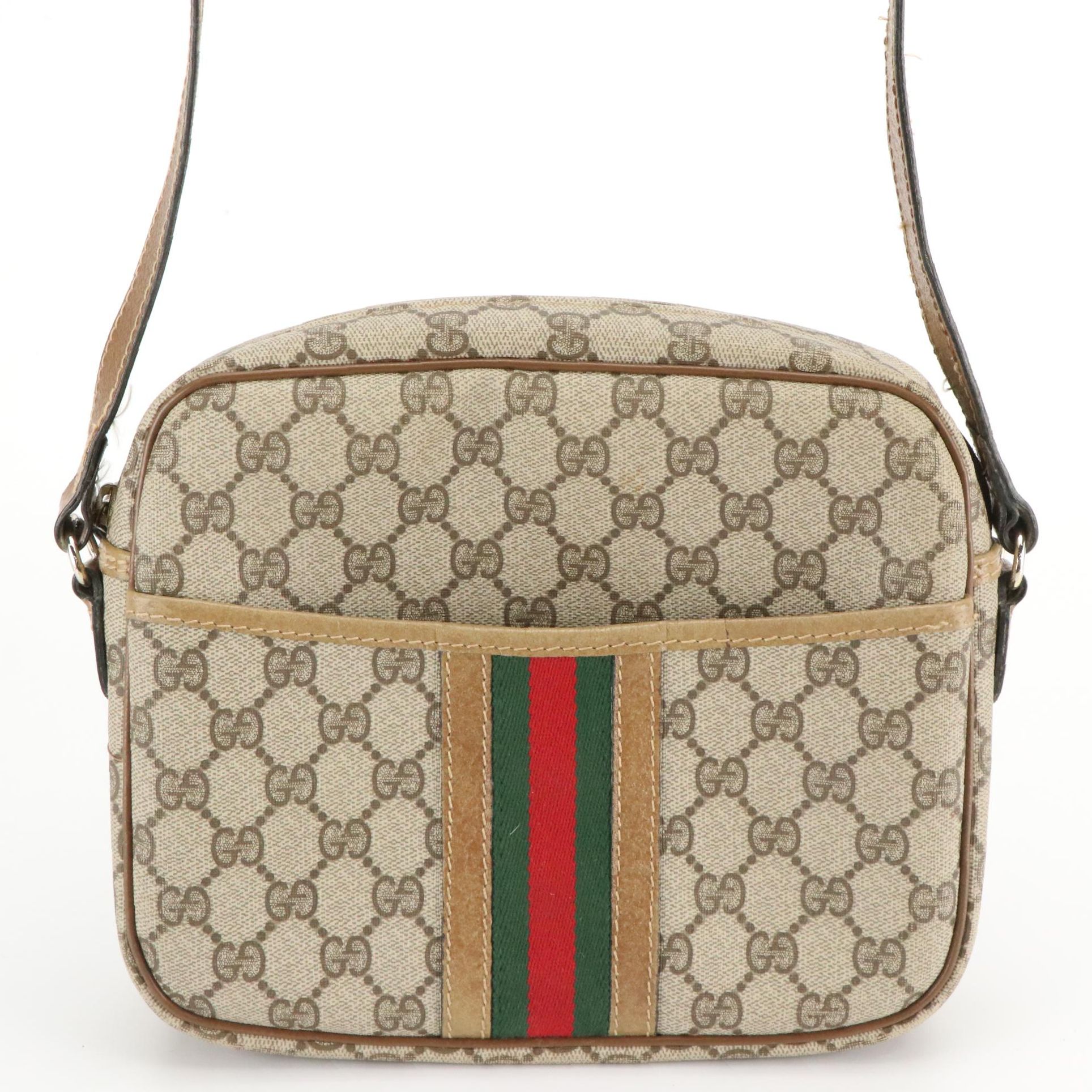 Gucci Accessory Collection Shoulder Bag in GG Supreme Canvas and Leather