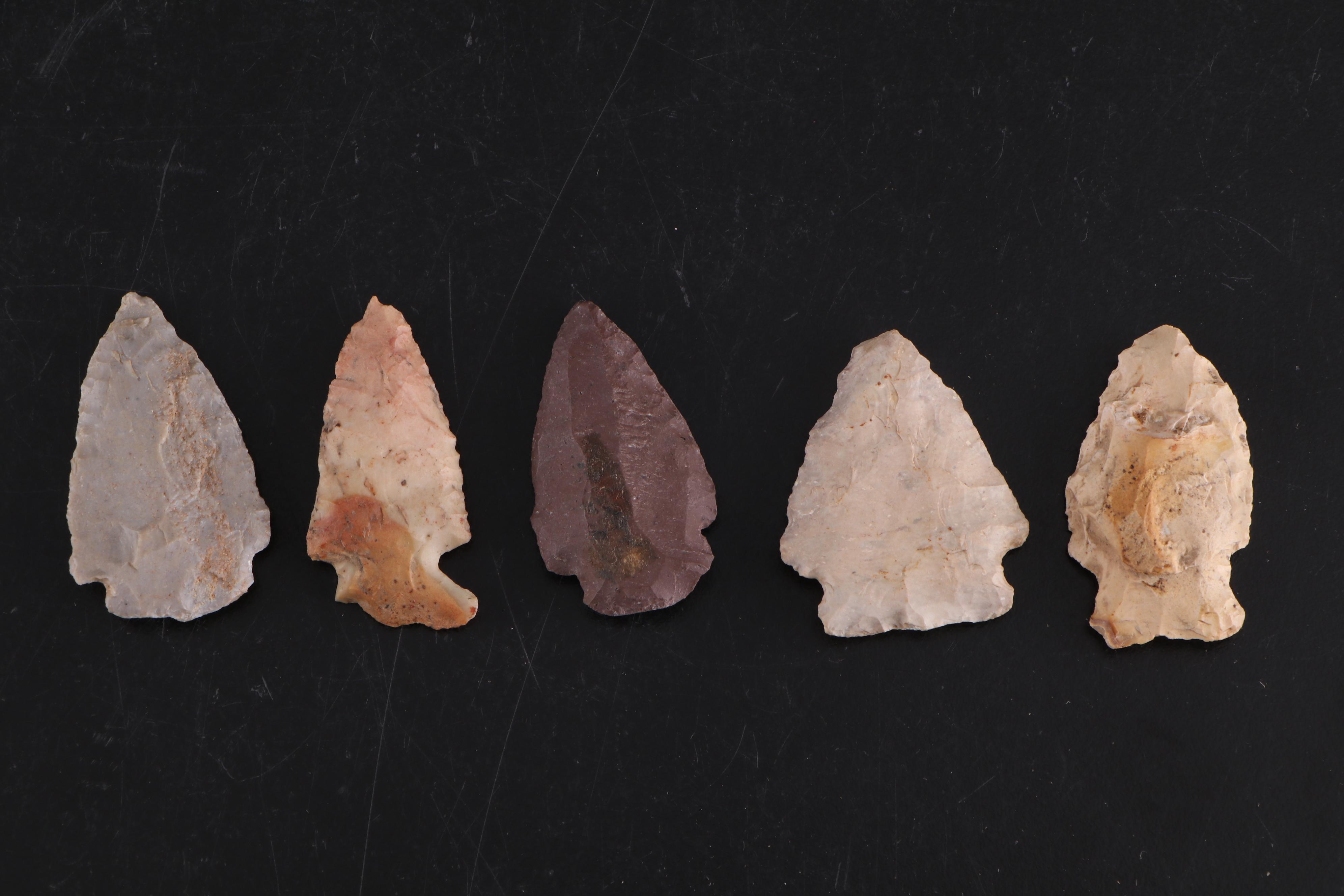 Knapped Stone Projectile Points With Fringed Leather Pouch