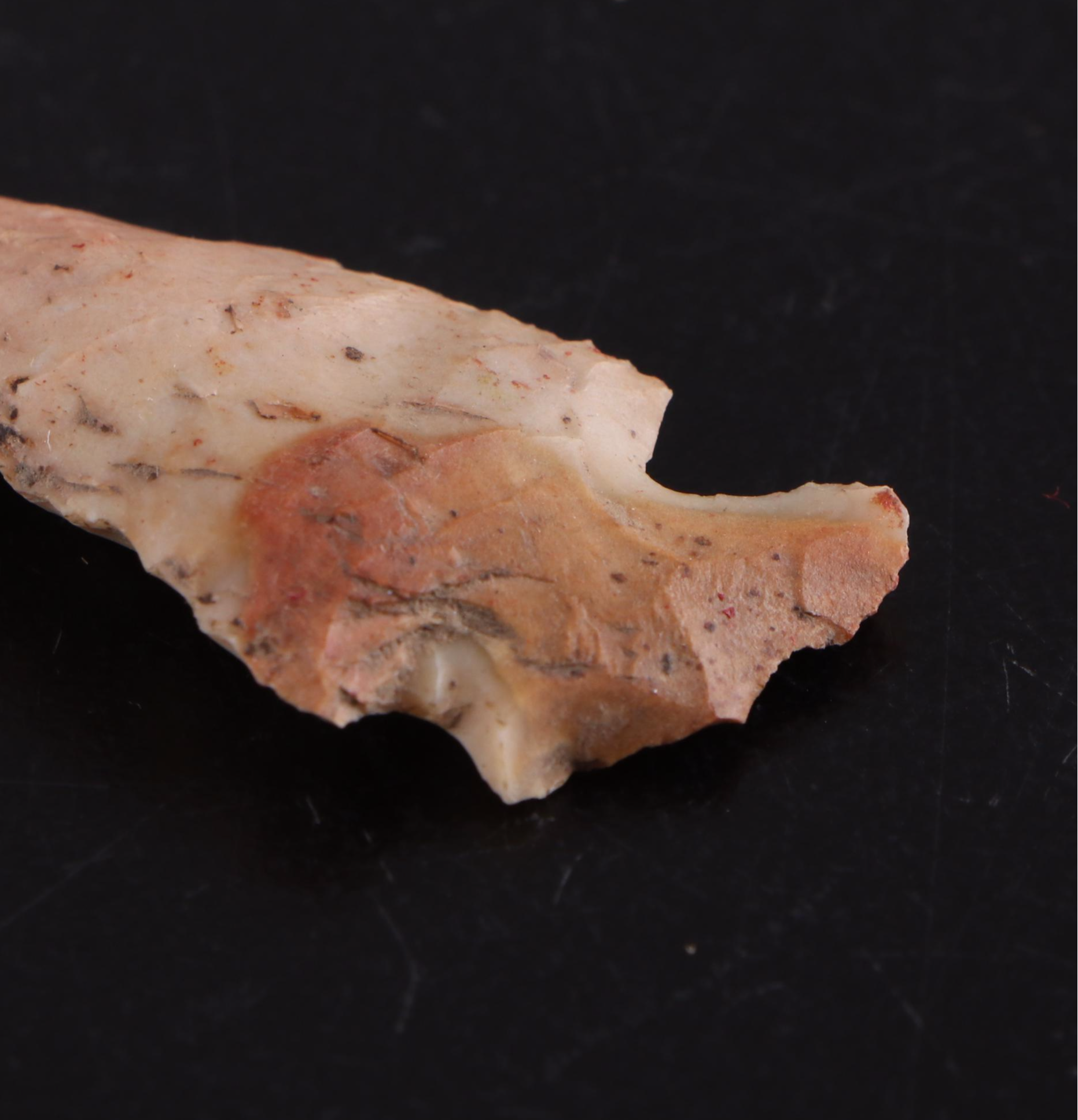 Knapped Stone Projectile Points With Fringed Leather Pouch