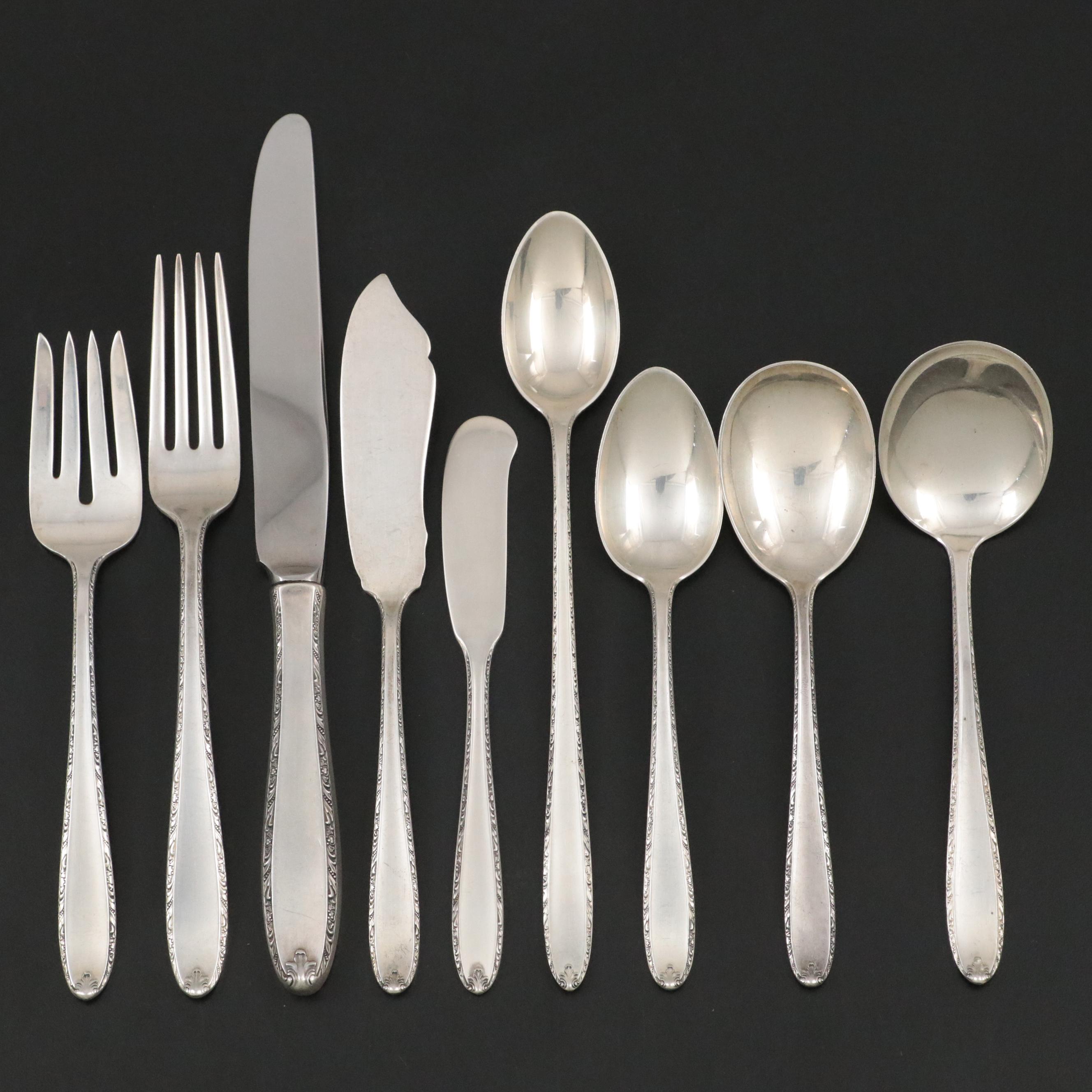 Alvin "Southern Charm" Sterling Silver Flatware with Naken Wood Storage Box