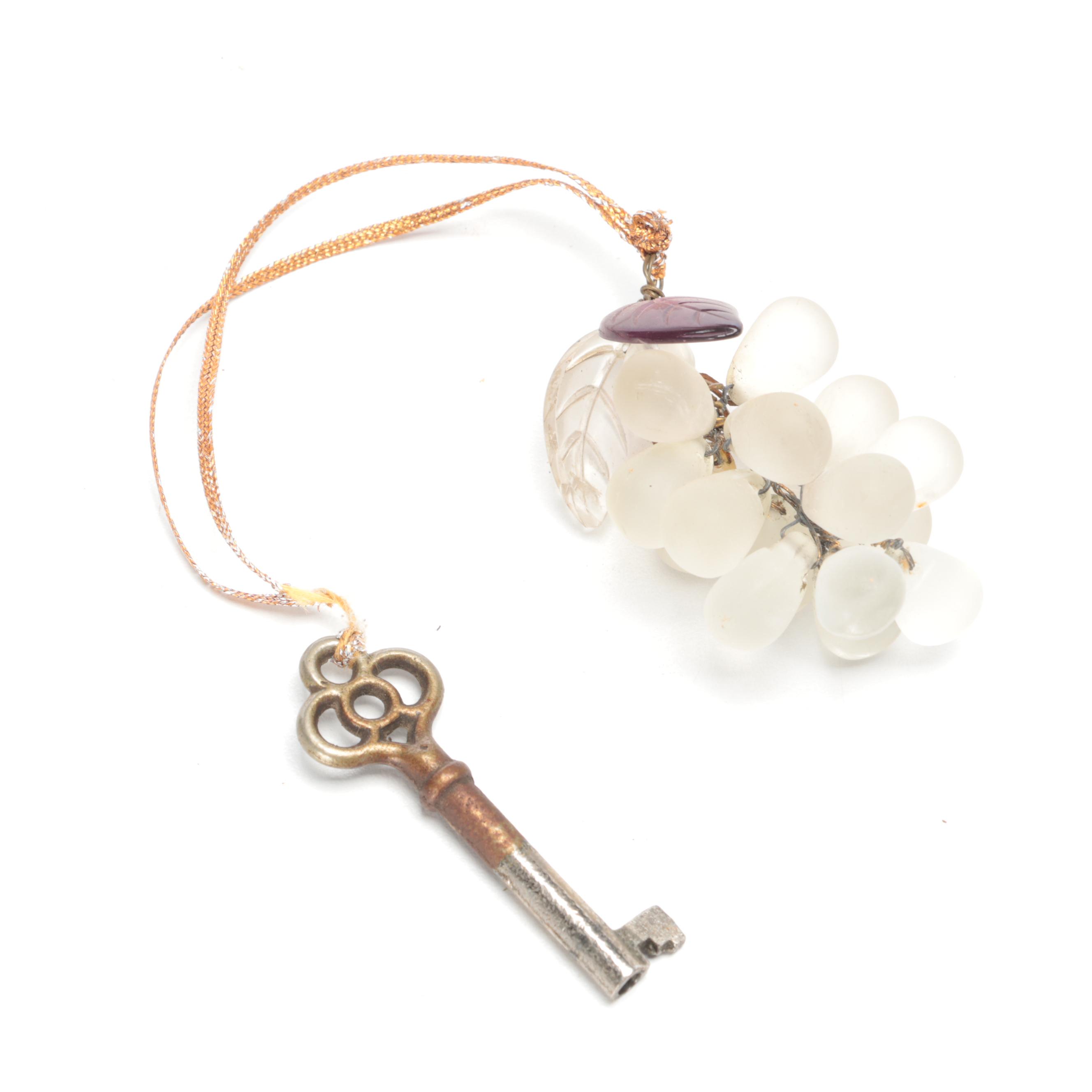 Dutch Baroque Style Burled Walnut Wall Mounted Vitrine, 19th Century