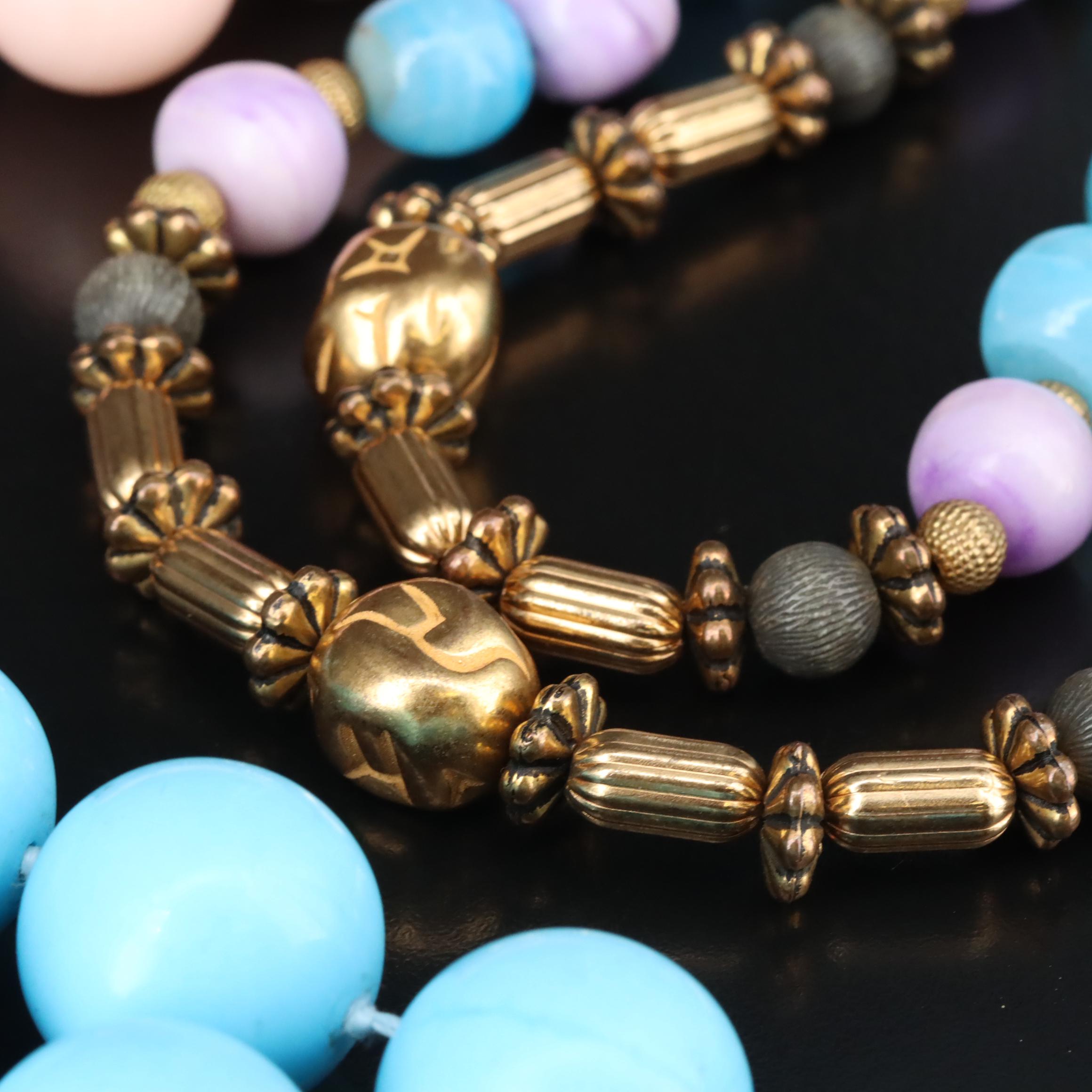 Ciner, Barrera, Meifa and Agate Featured in Necklace Collection