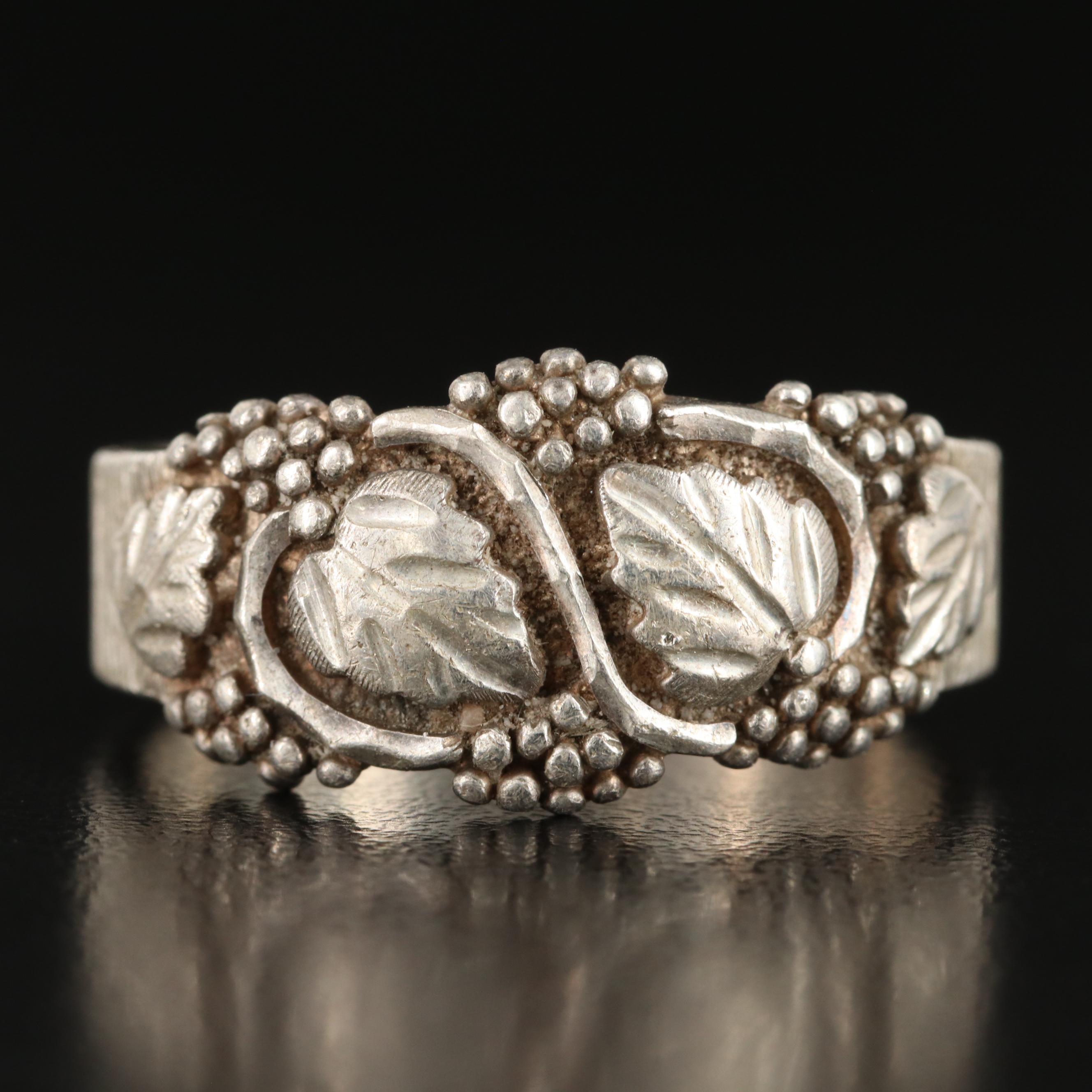 Sterling Grape Leaf Ring