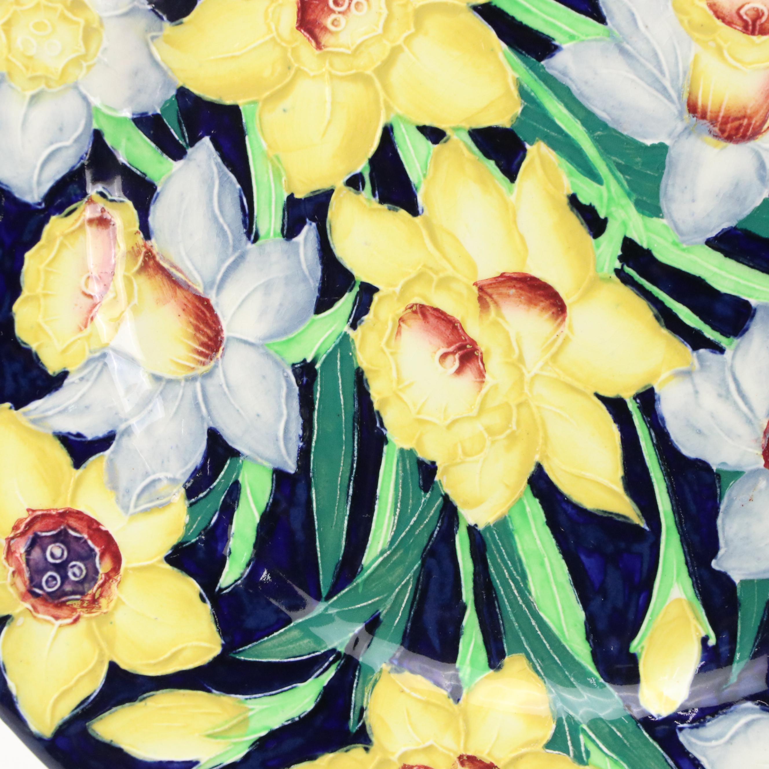 Maling Pottery English Art Deco Style Cabinet Plates, Early to Mid 20th Century