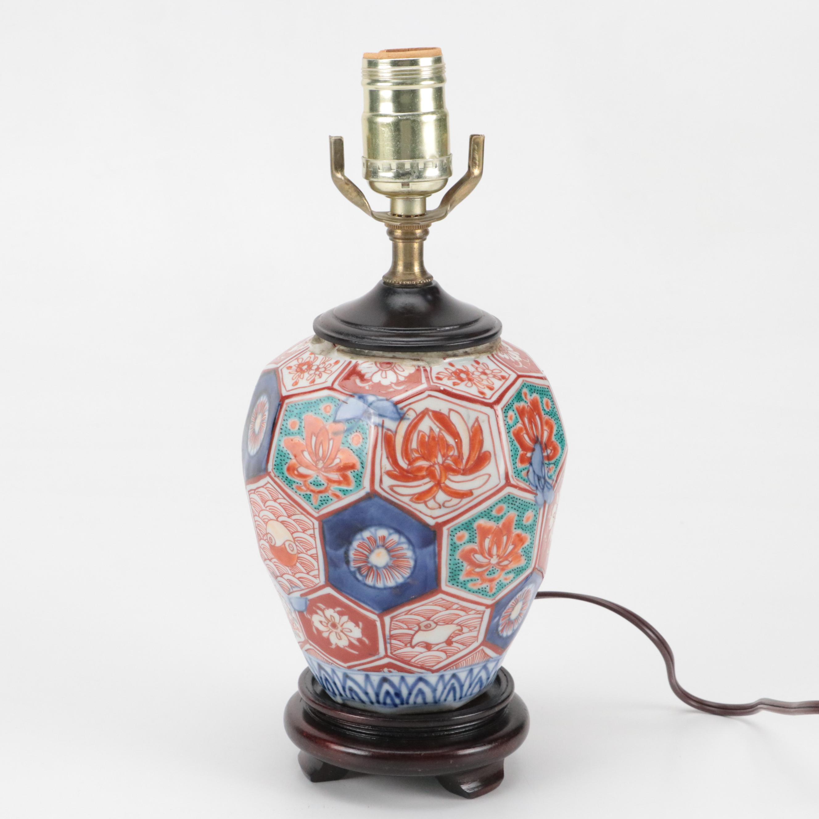 Hand-Painted Chinese Style Ceramic and Finished Wood Table Lamp