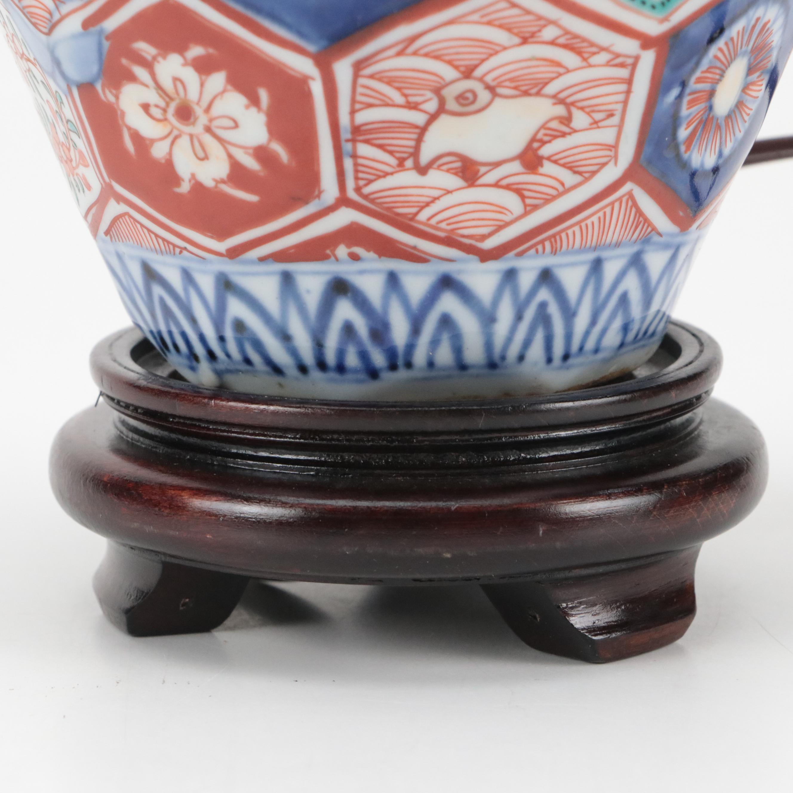 Hand-Painted Chinese Style Ceramic and Finished Wood Table Lamp