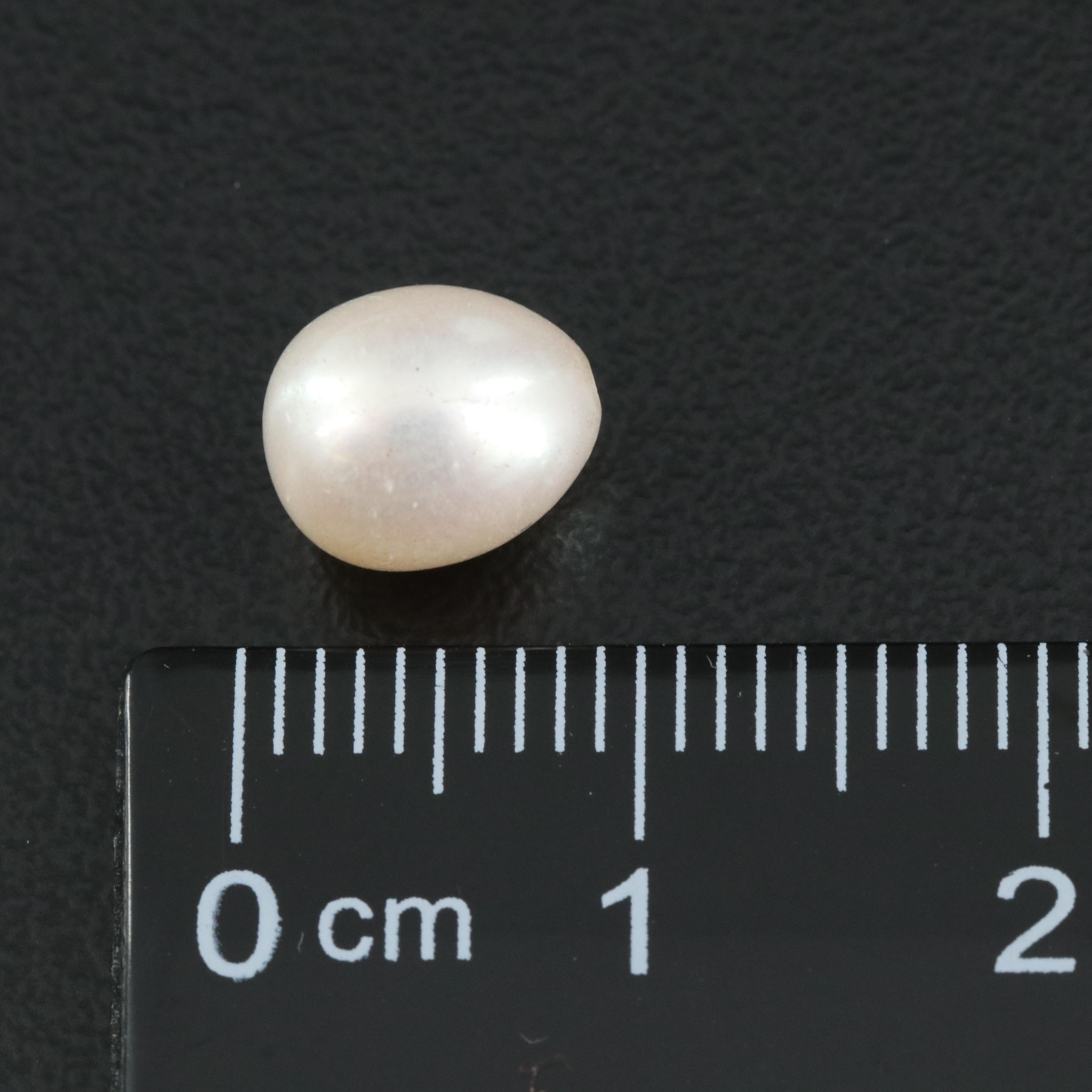 Loose Pearl and Imitation Pearls