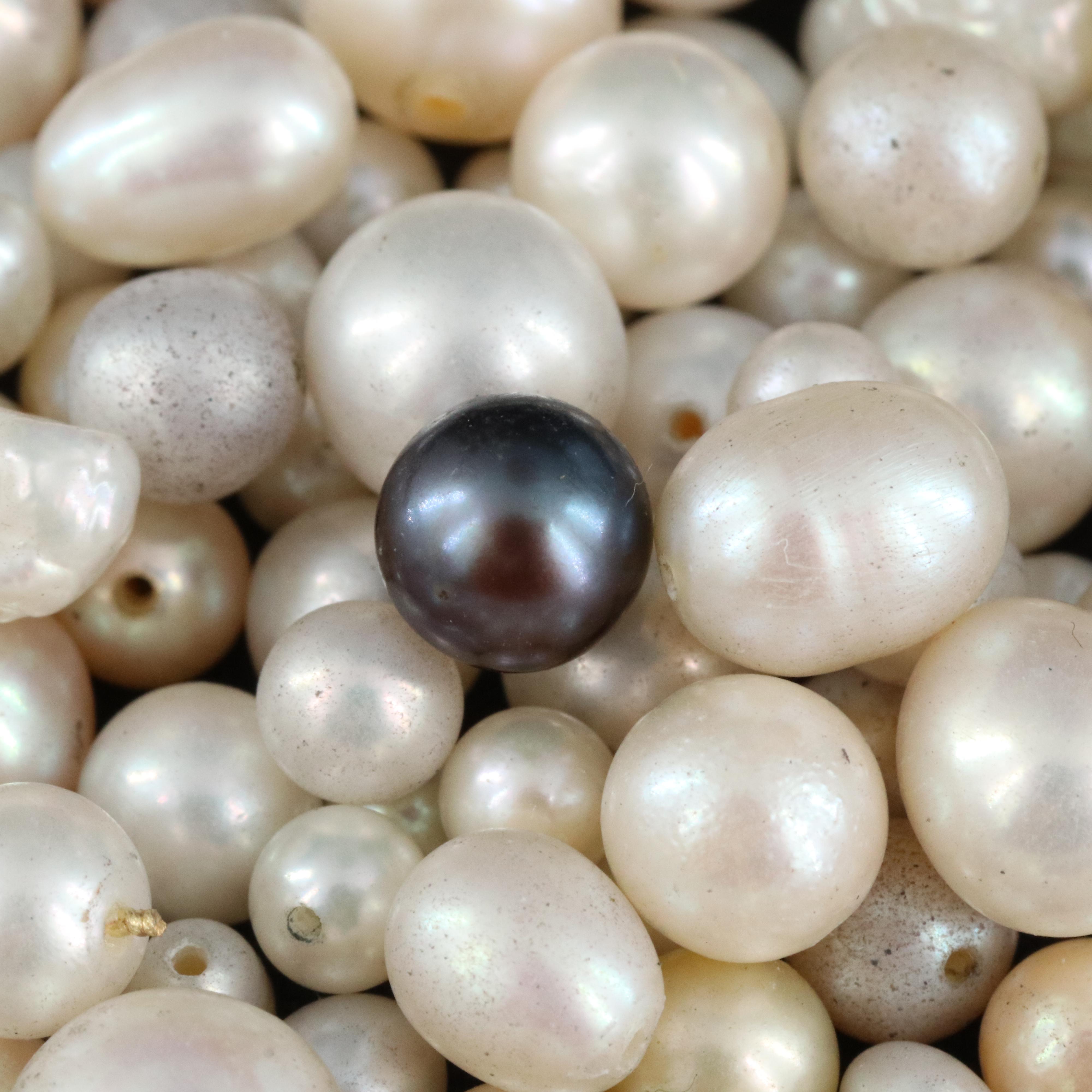 Loose Pearl and Imitation Pearls