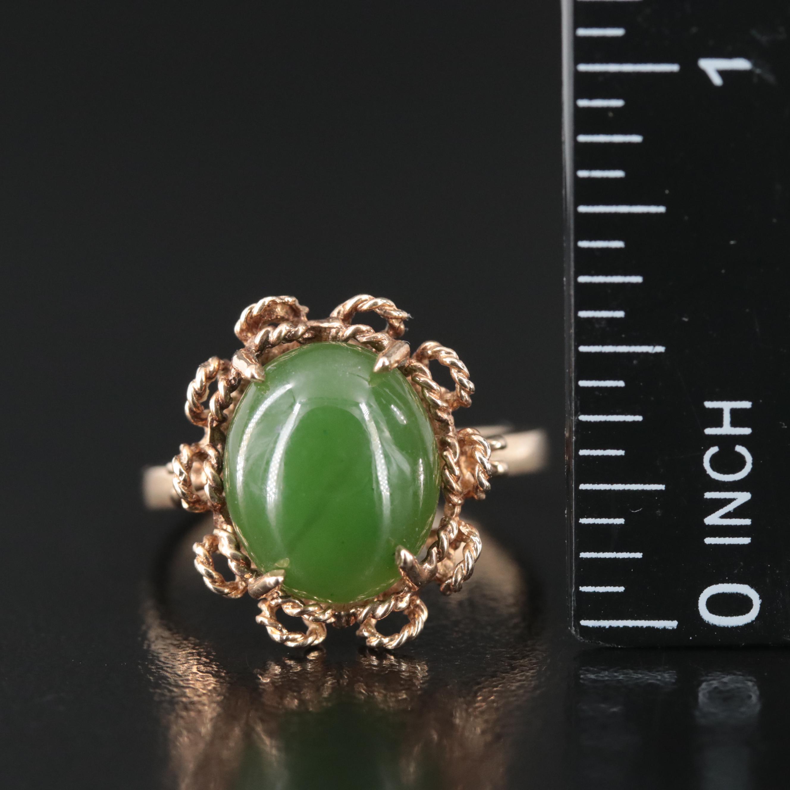 10K Nephrite Ring with Rope Trim