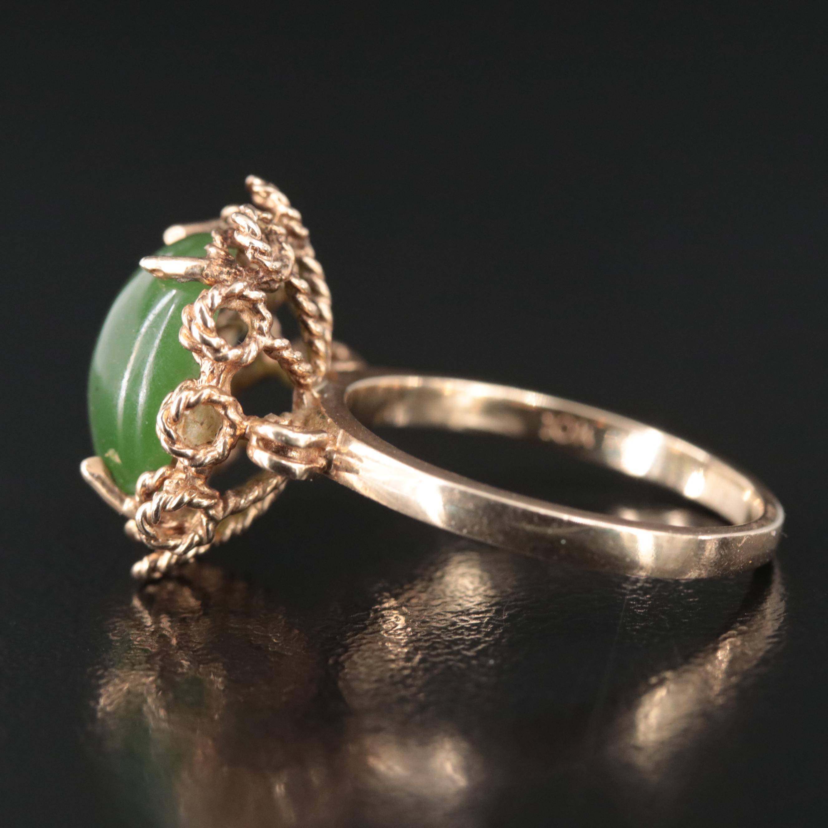 10K Nephrite Ring with Rope Trim