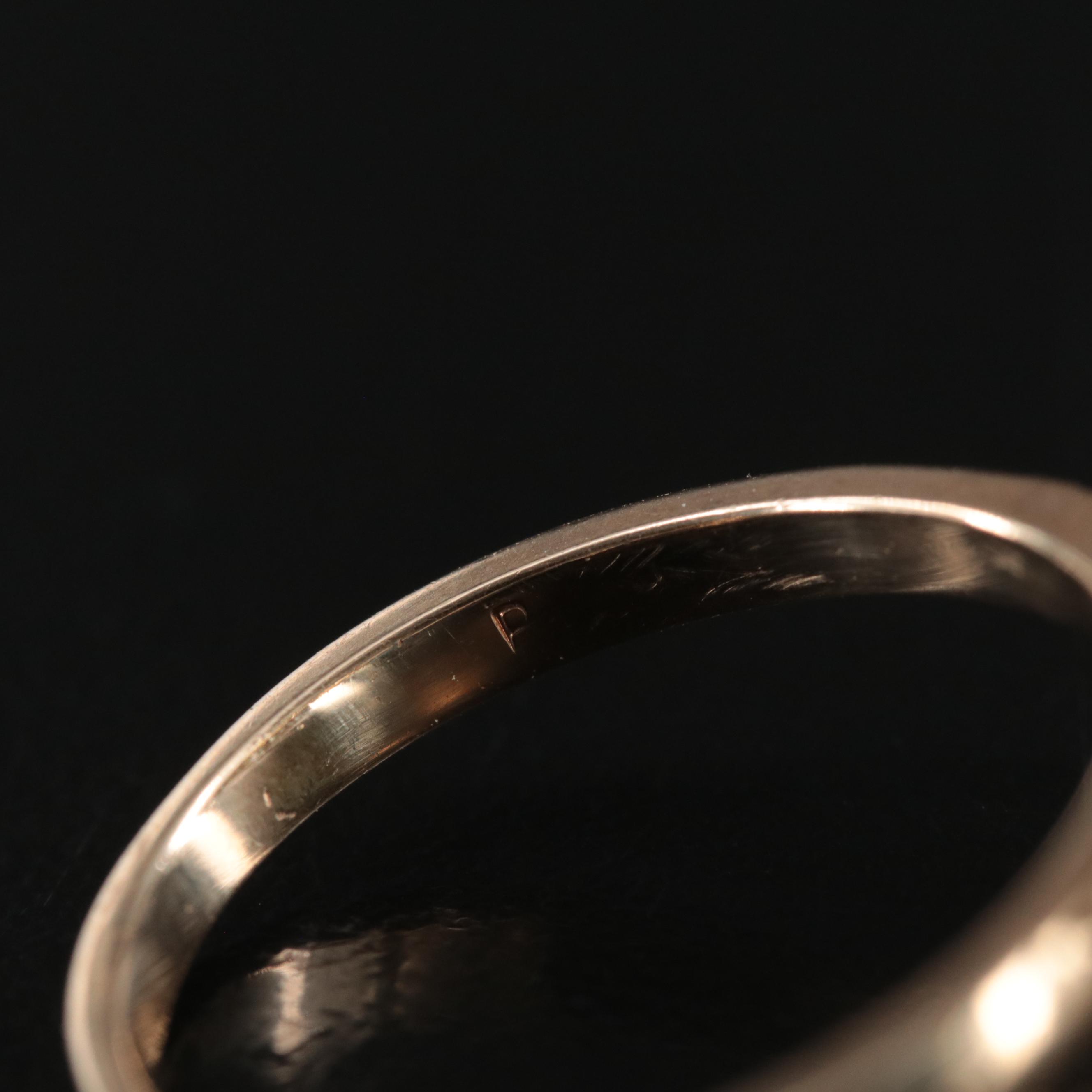 10K Nephrite Ring with Rope Trim