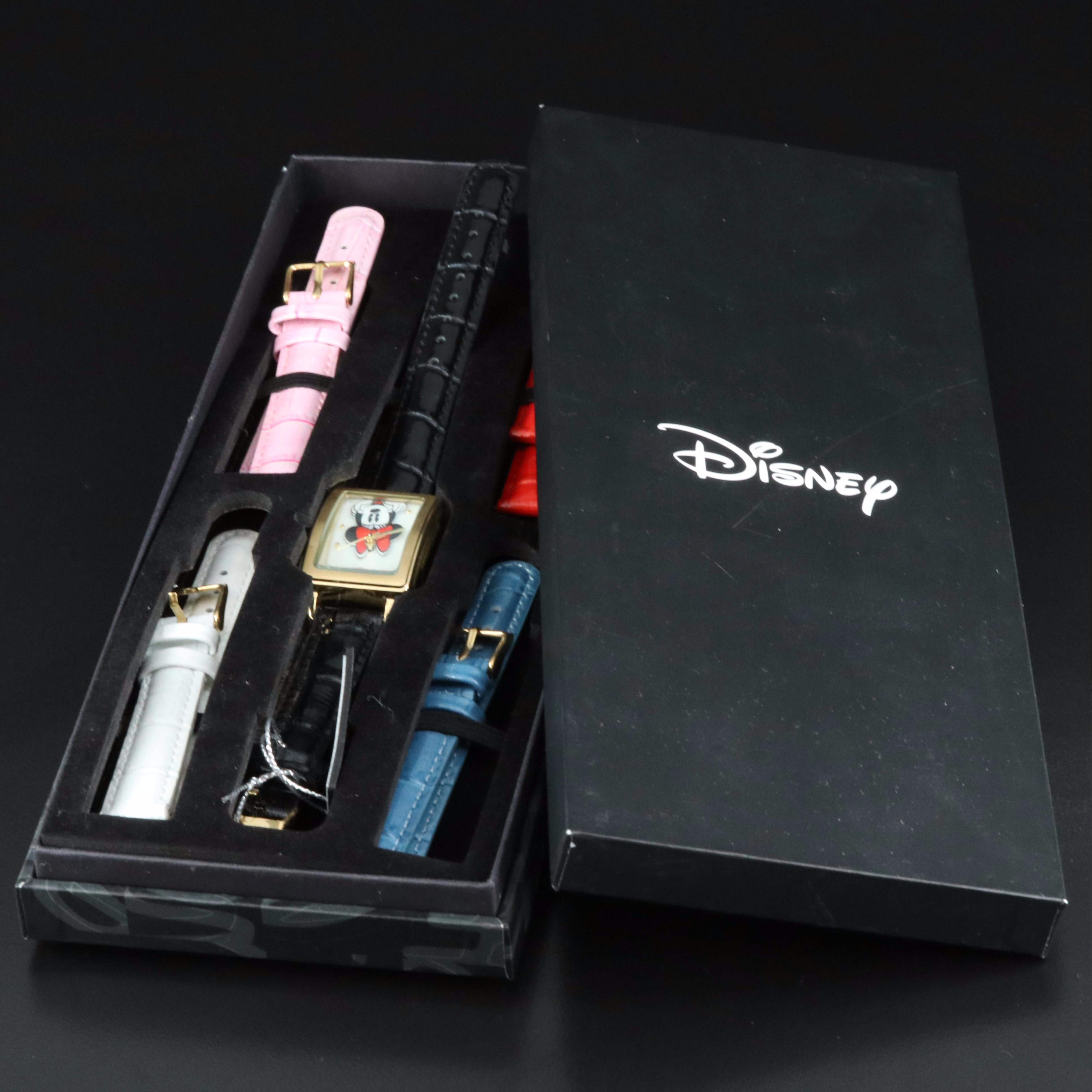 Accutime Disney Minnie Mouse Watch with Interchangeable Watch Band Set