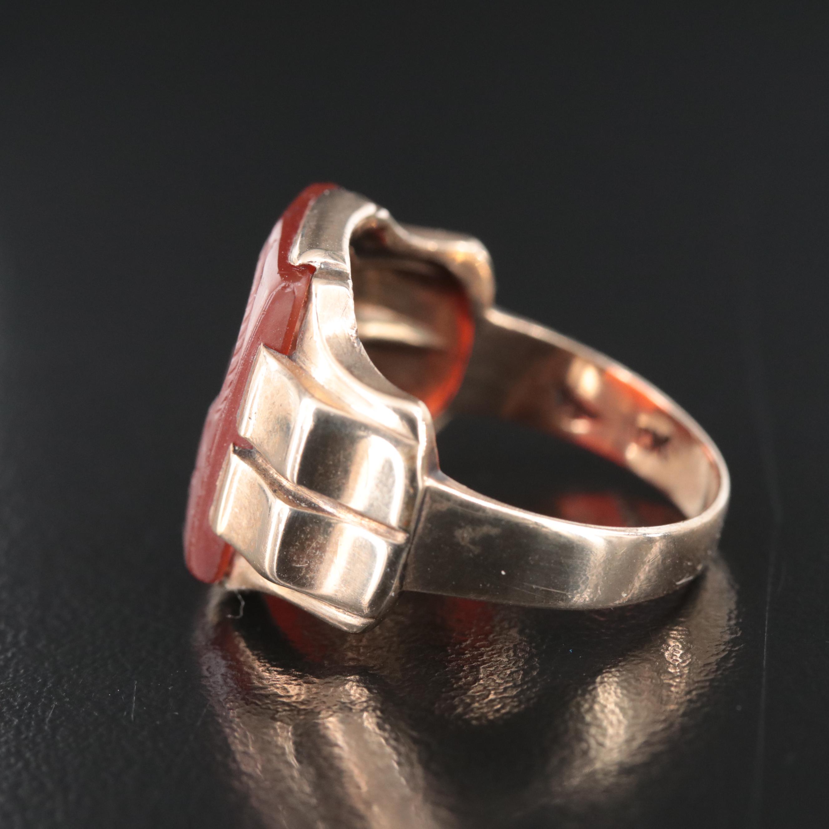 Retro 10K Carnelian Roman Soldier Intaglio Ring