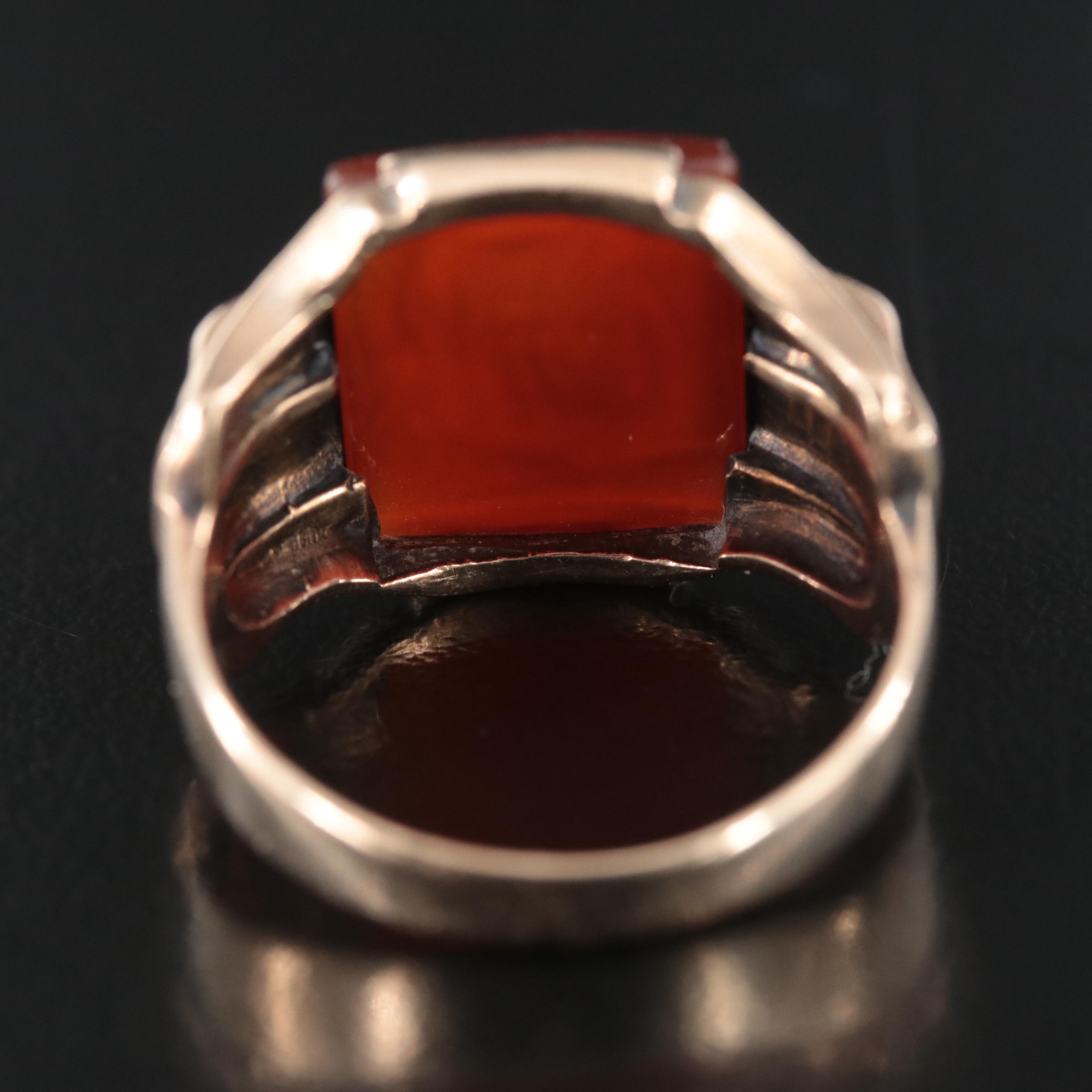 Retro 10K Carnelian Roman Soldier Intaglio Ring
