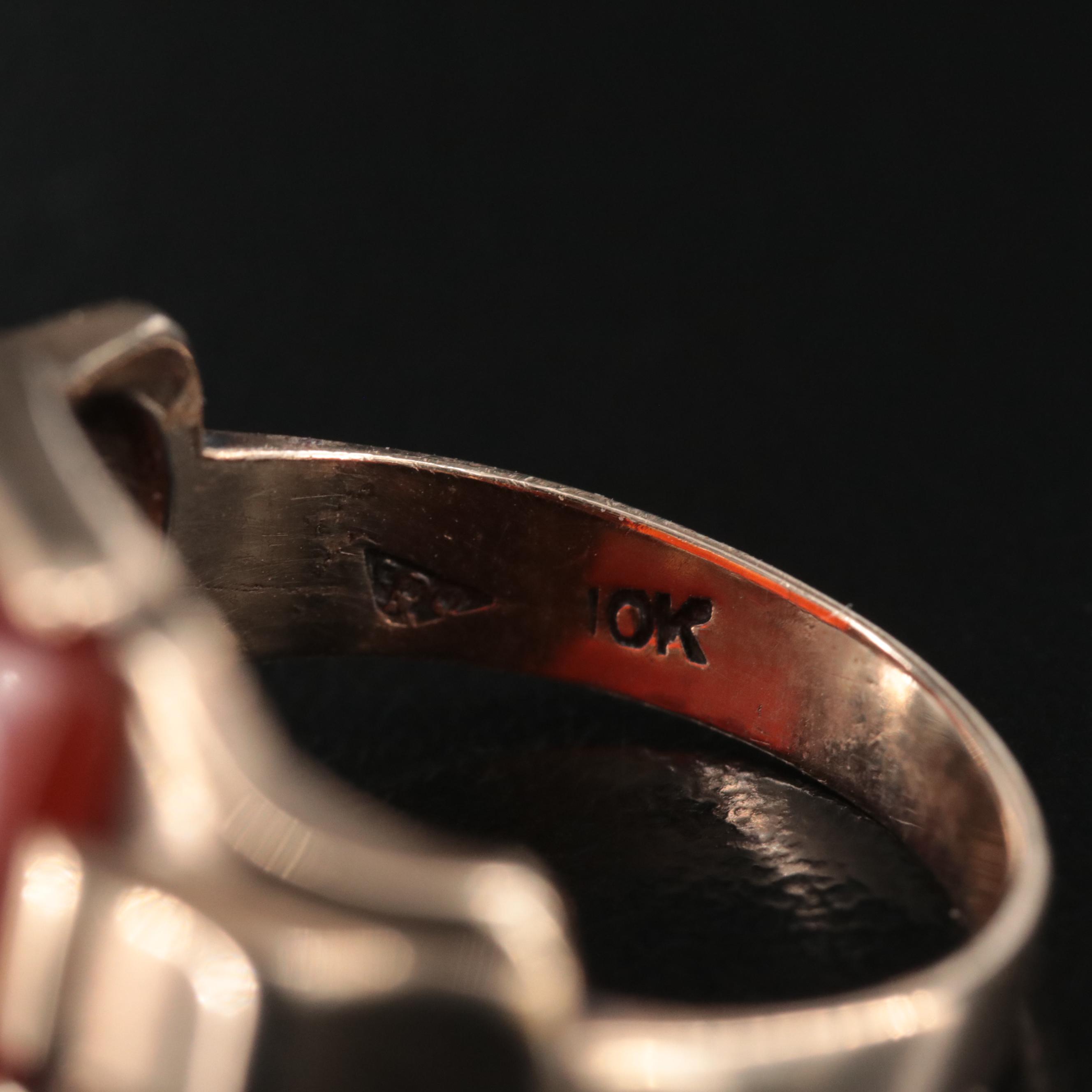 Retro 10K Carnelian Roman Soldier Intaglio Ring