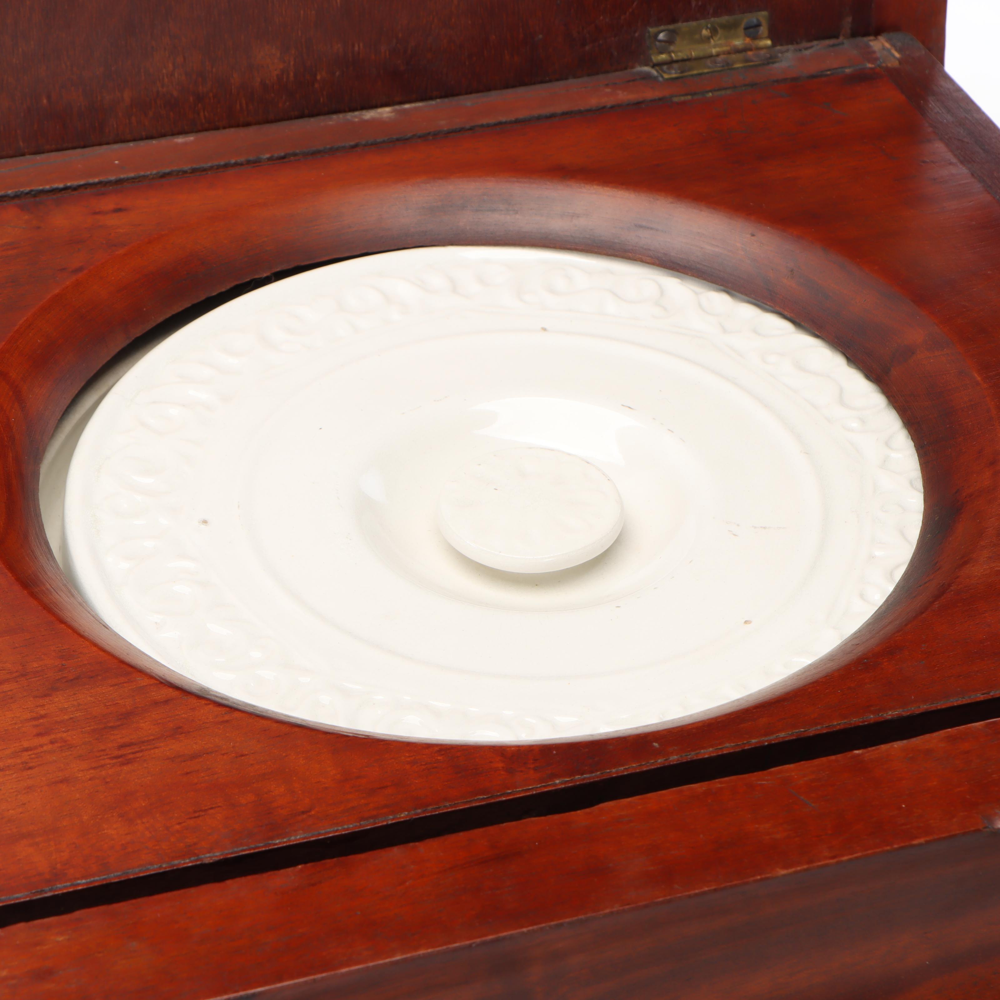 American Classical Mahogany Lift-Lid Chamber Pot Stand, 19th Century