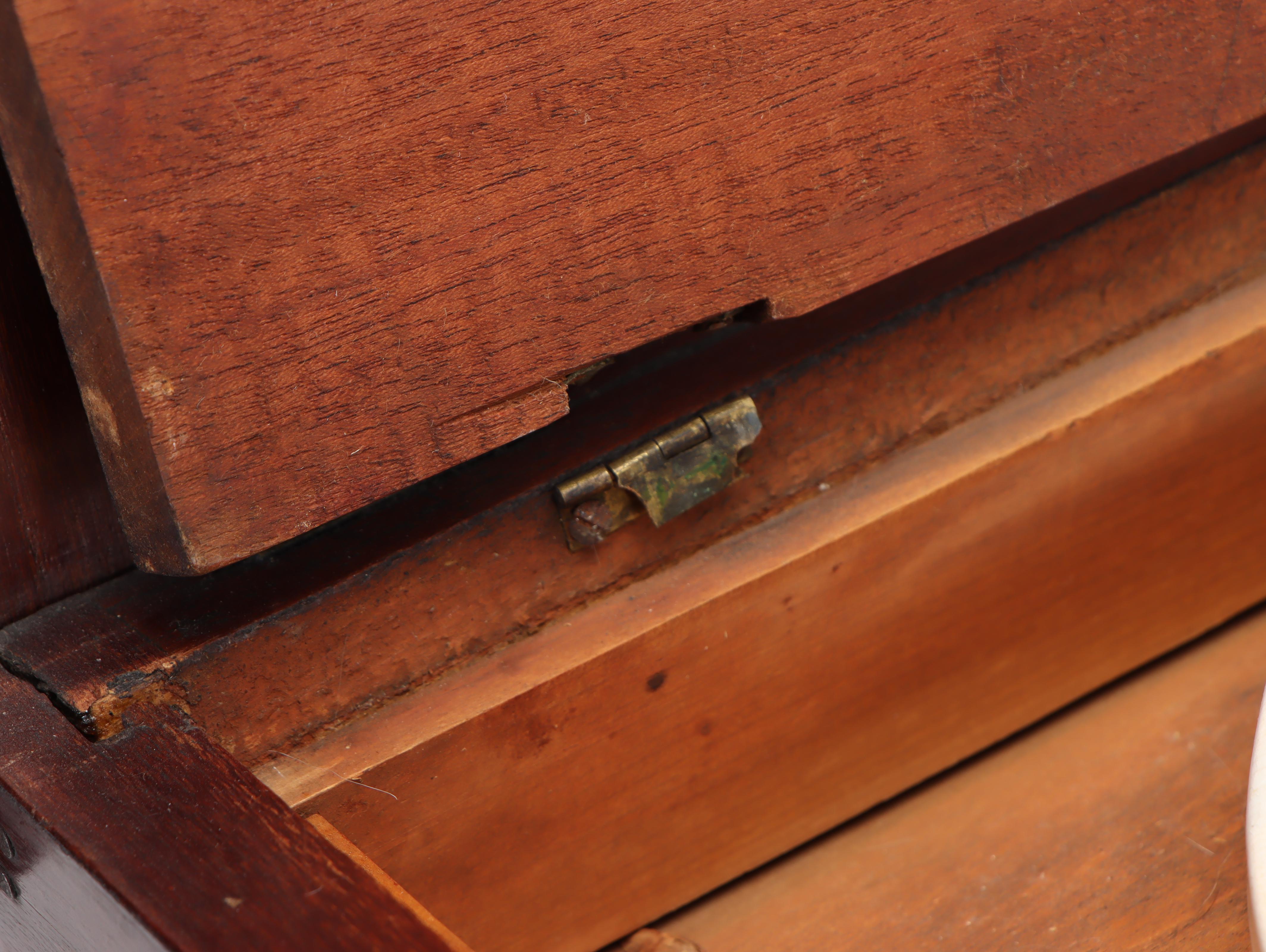 American Classical Mahogany Lift-Lid Chamber Pot Stand, 19th Century