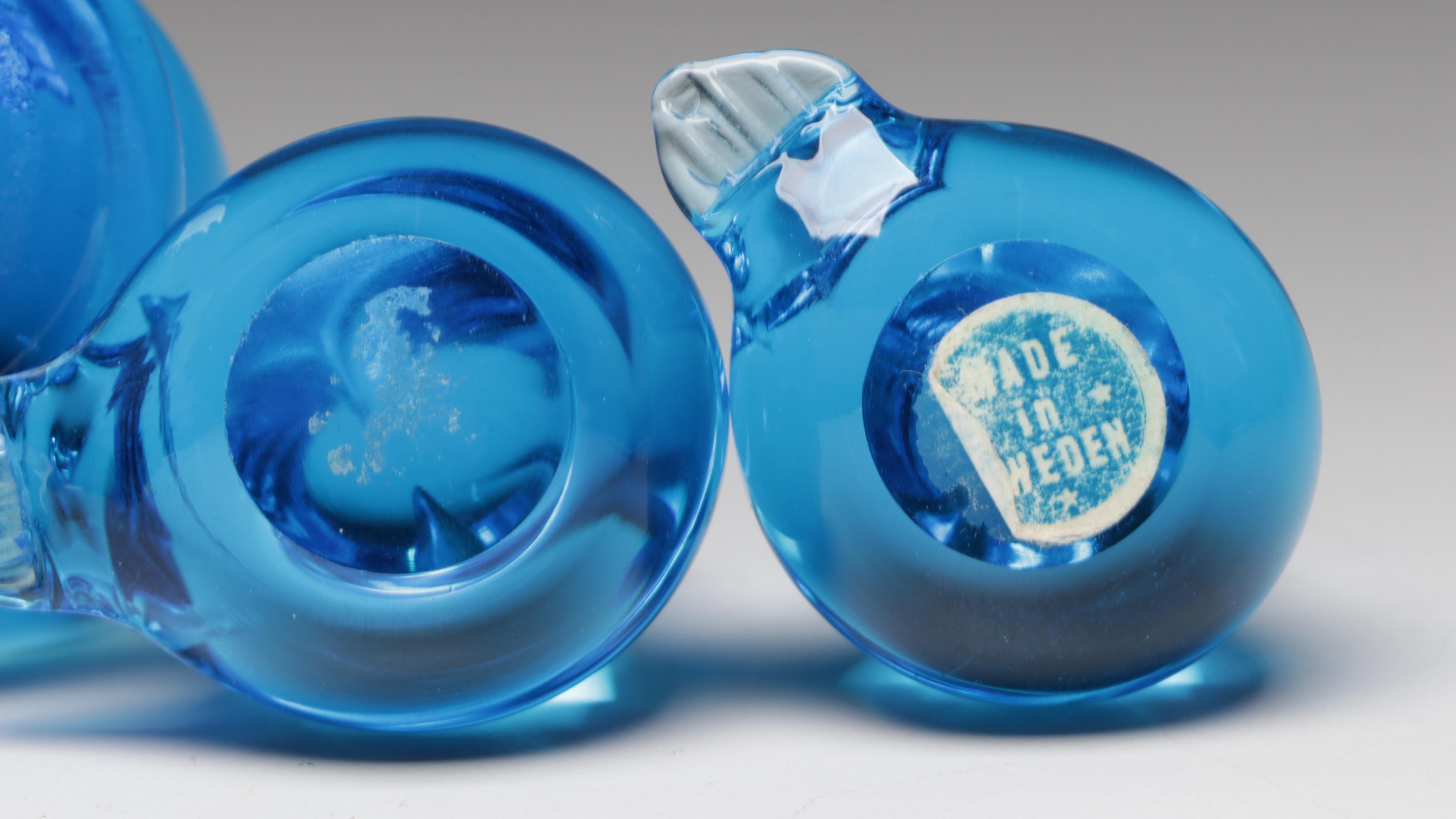 Leo Ward Cobalt Glass Bird with Swedish Glass Chick Figurines