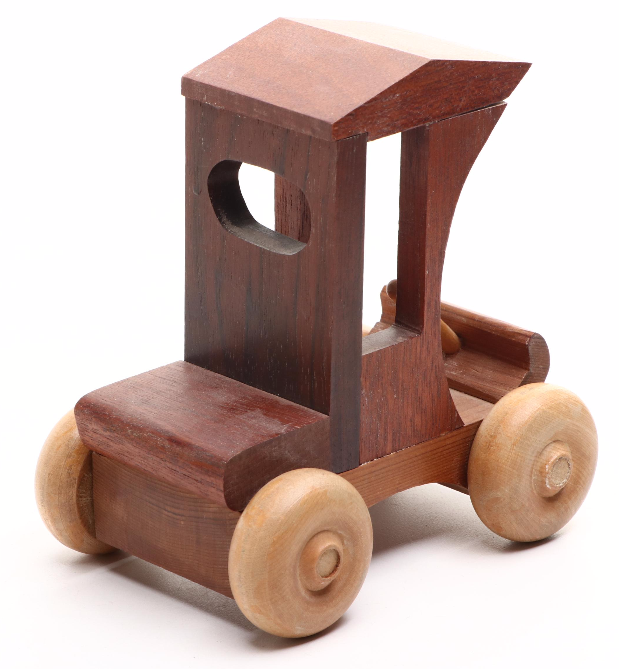 Classic Car Wooden Art Collection Toy Vehicle with Other Hand-Carved Toy Cars
