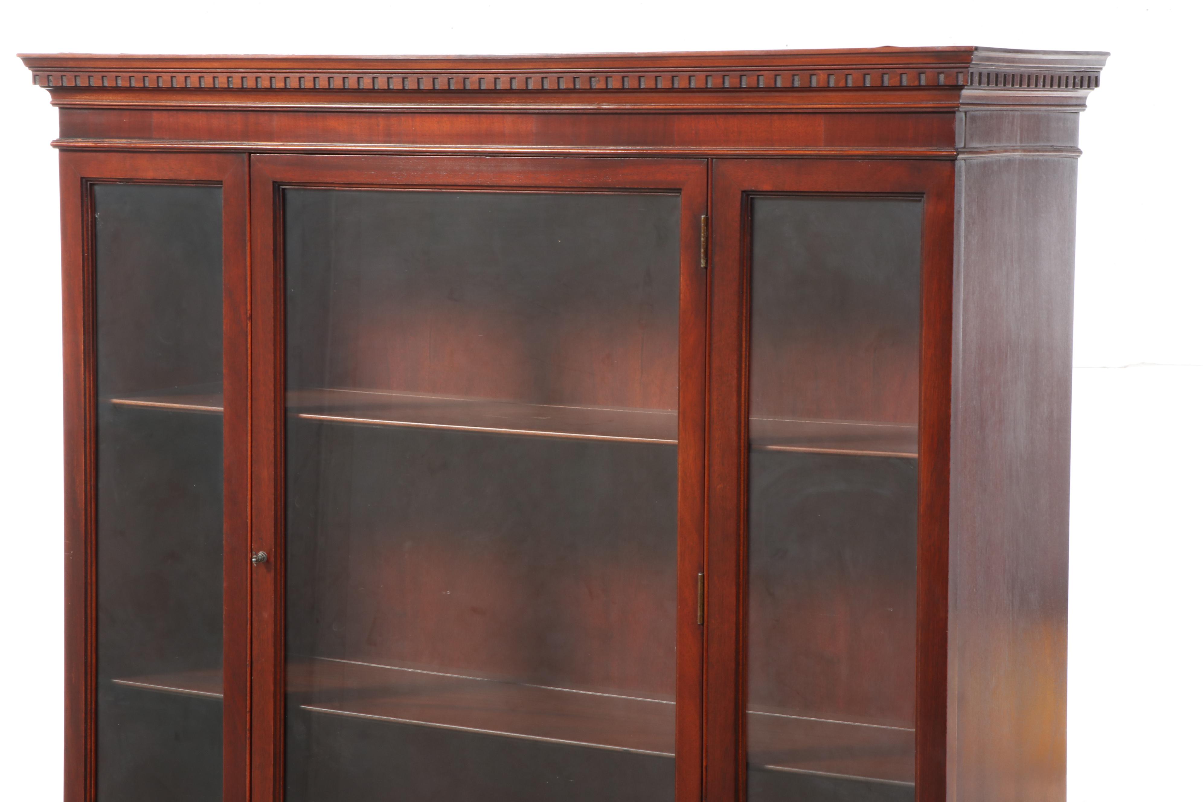 Federal Style Mahogany Secretary Bookcase, Mid to Late 20th Century