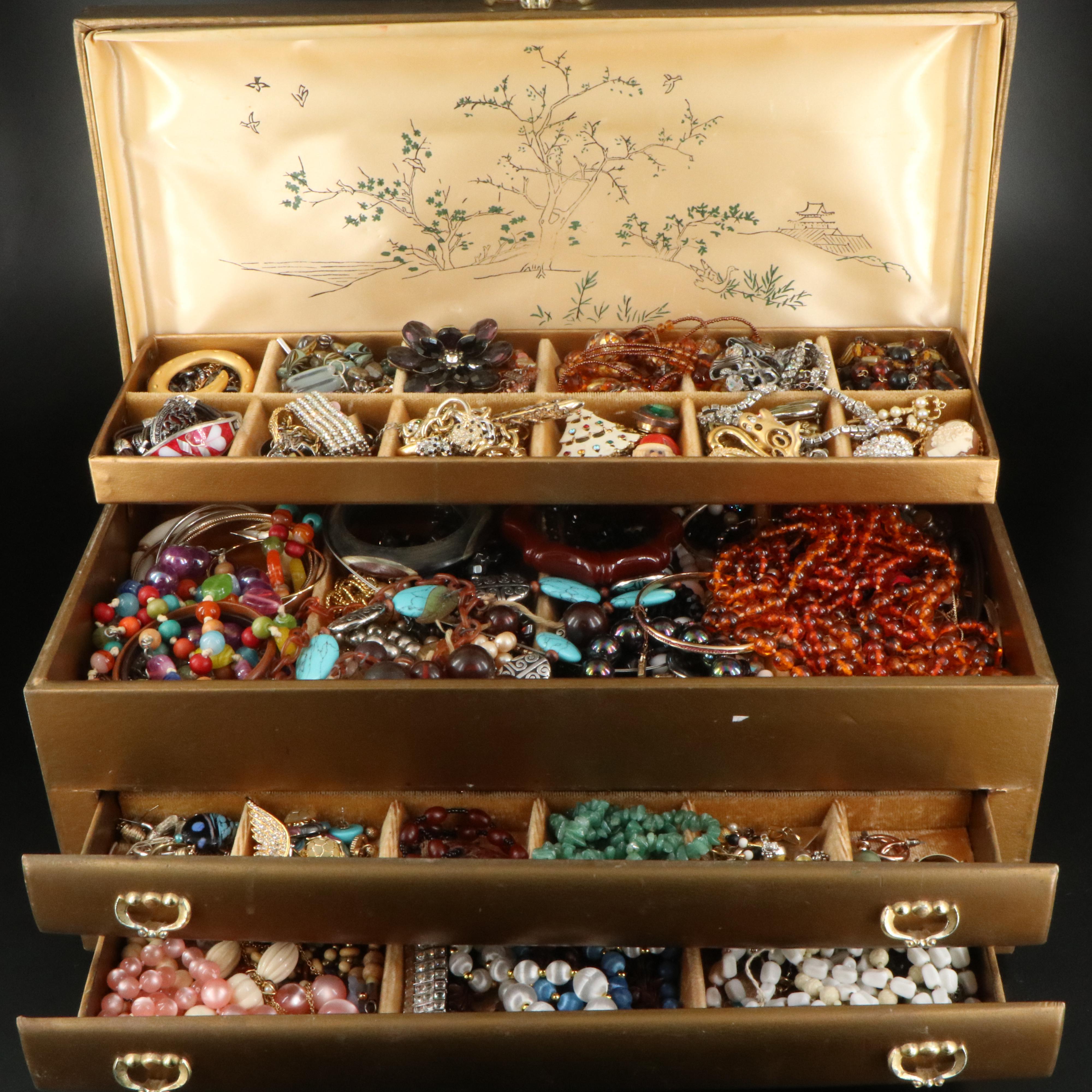 Uncommon Discoveries: Jewelry Collection