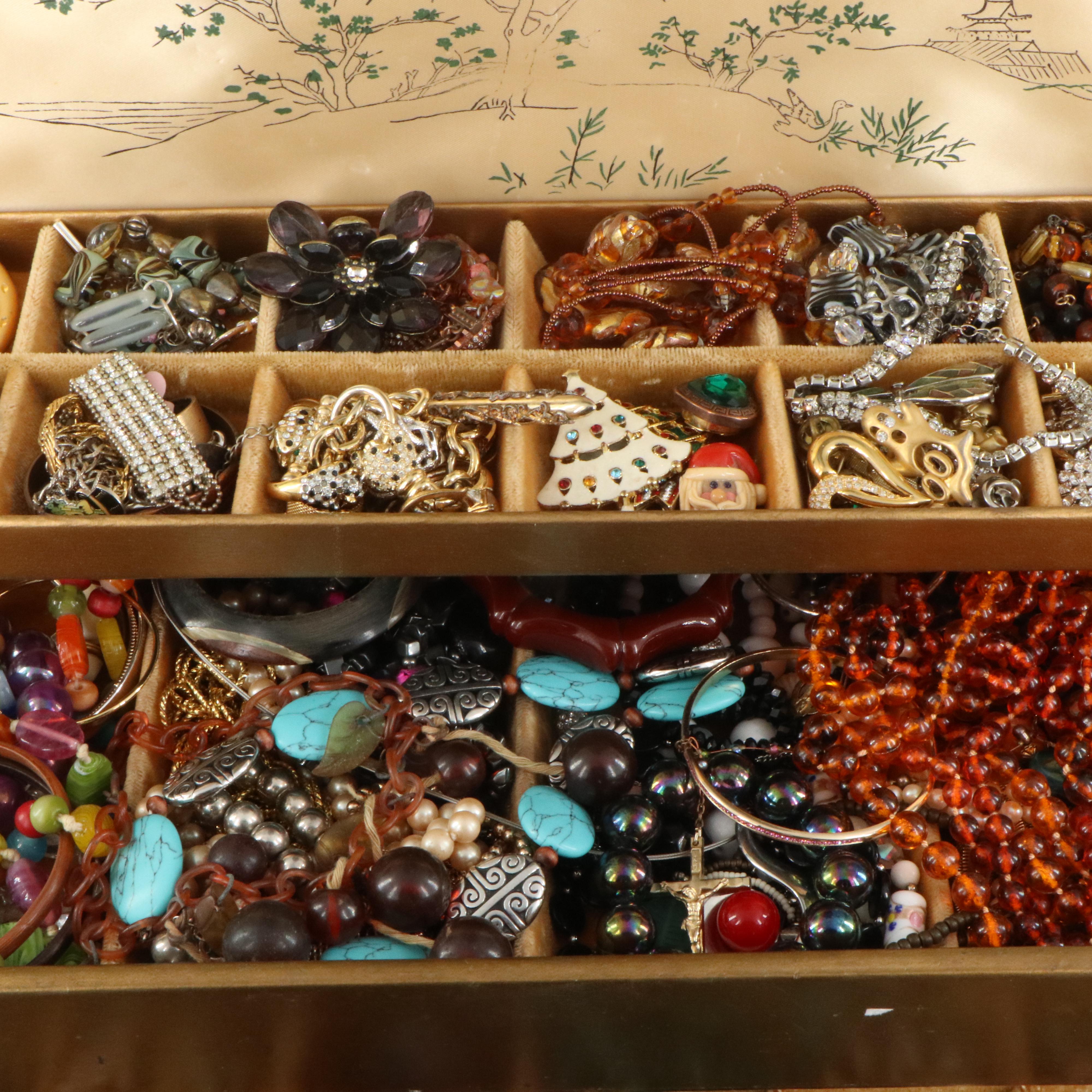 Uncommon Discoveries: Jewelry Collection