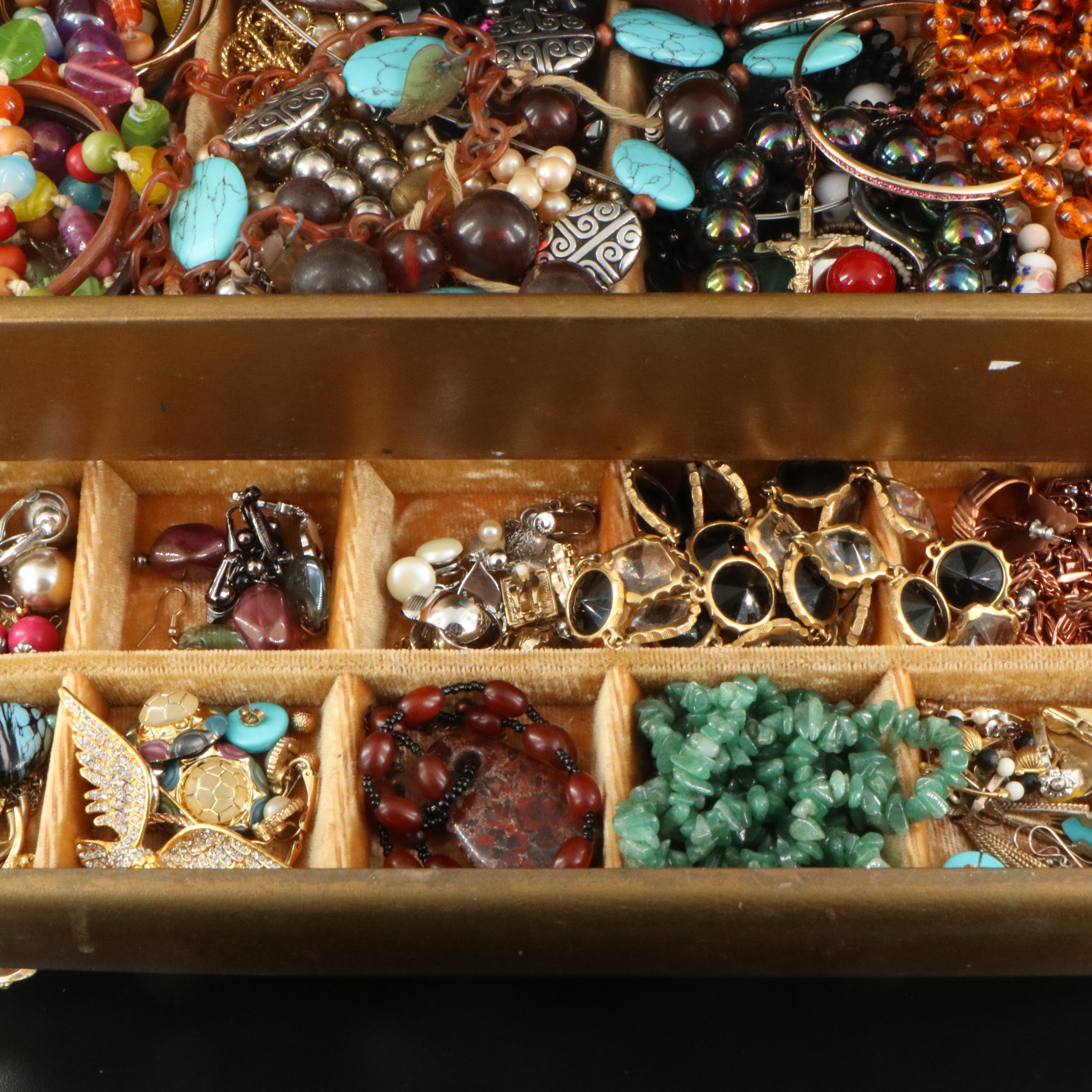 Uncommon Discoveries: Jewelry Collection