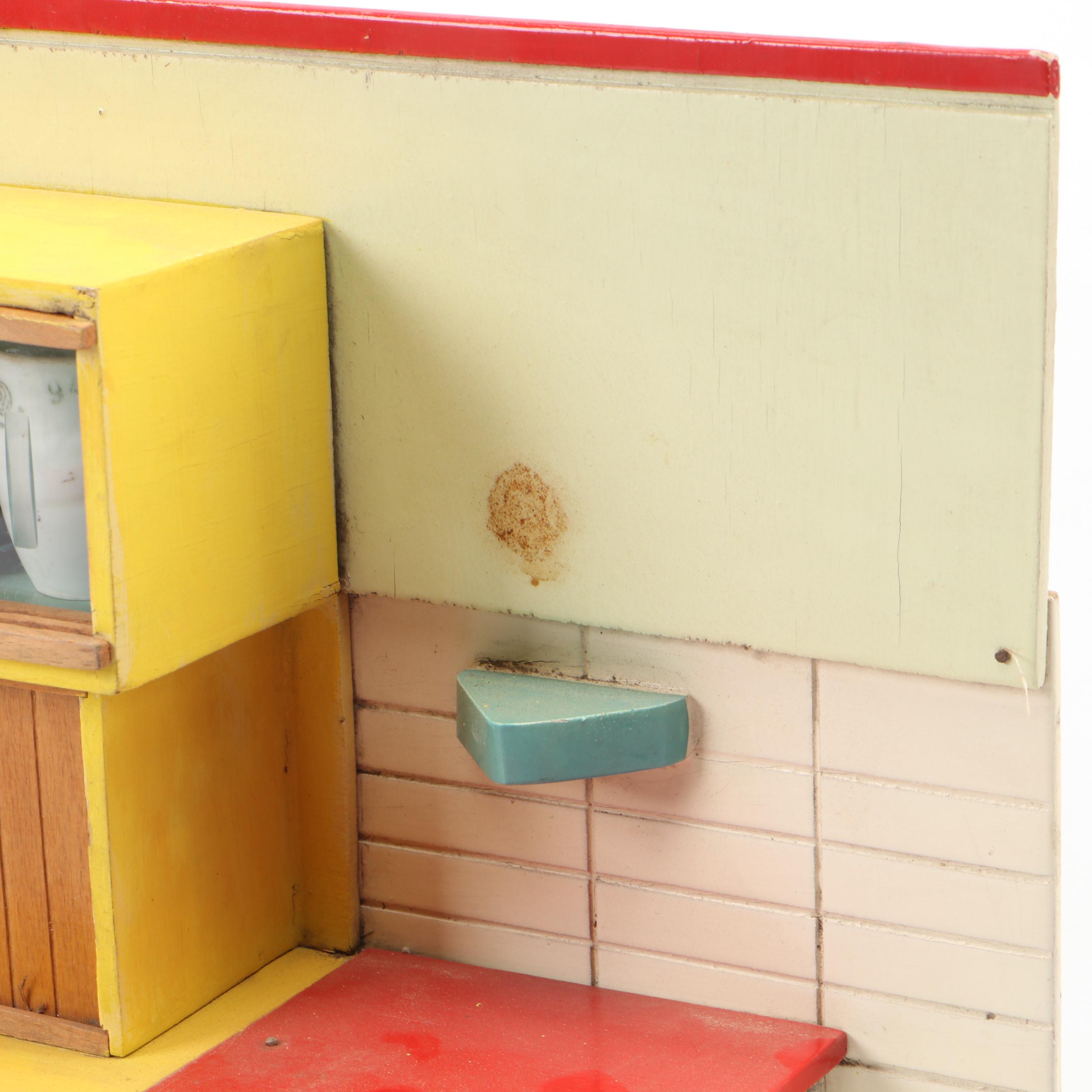 Handmade Hand-Painted Wood Toy Kitchen with More Kitchen Accessories