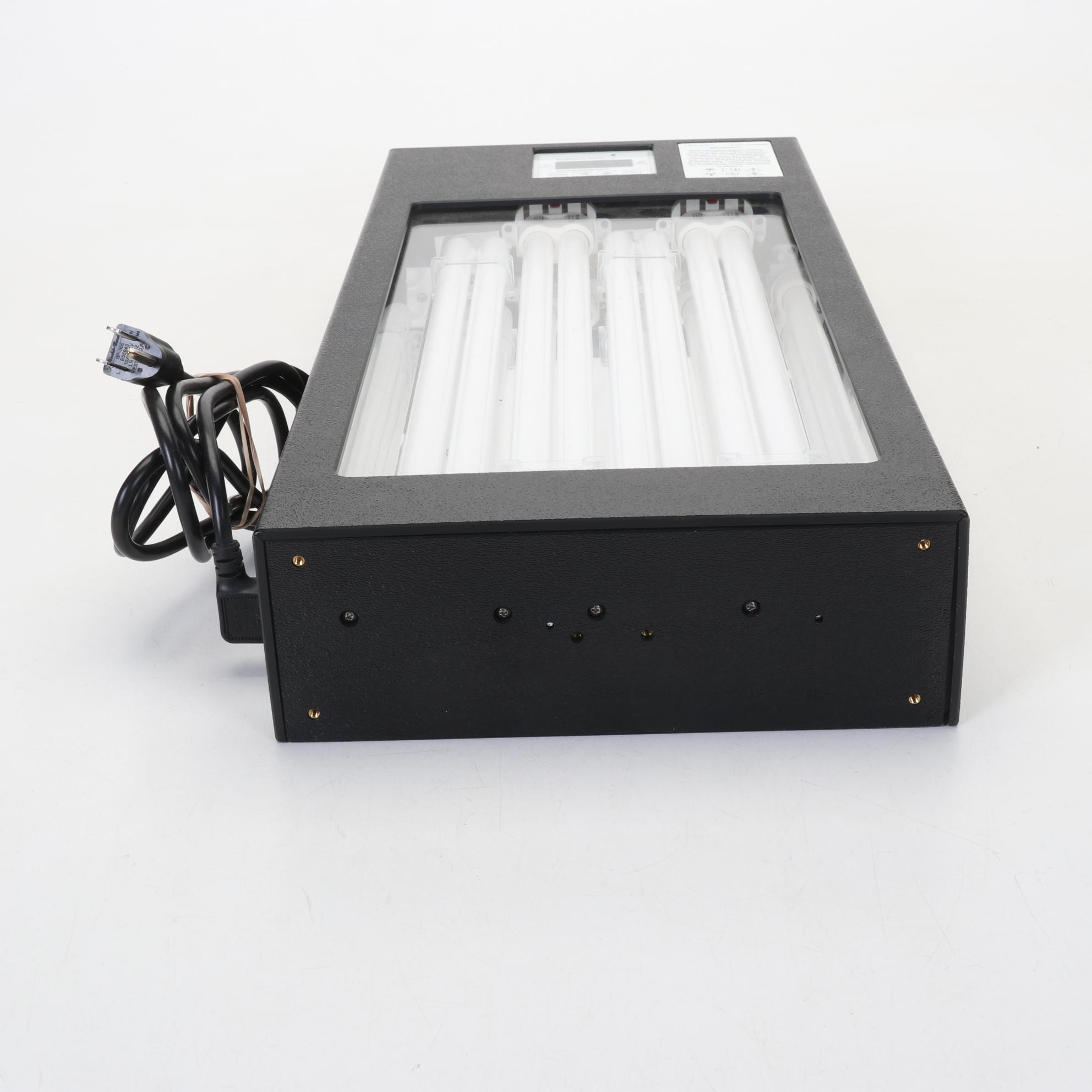 Daavlin 1 Series Phototherapy Treatment System, 2017