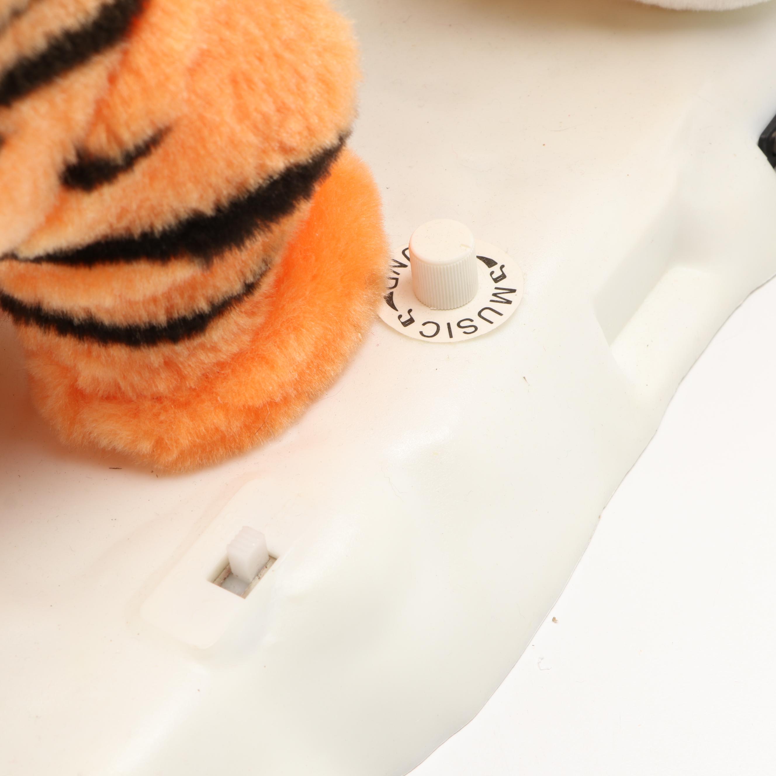 Disney Winnie the Pooh, Tigger, and Piglet "Happy Snow Days" Lighted Figure