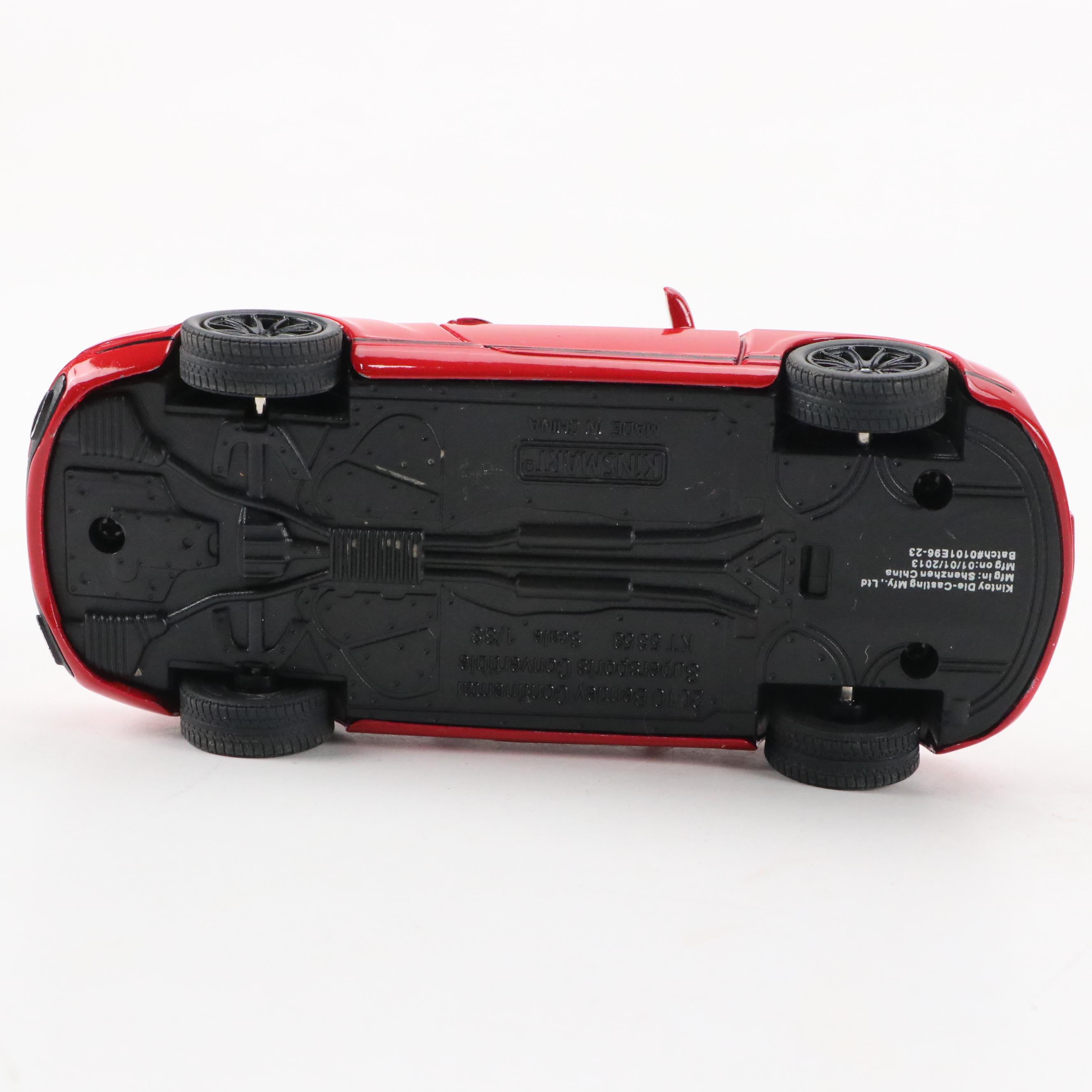 Škoda Octavia Car in Display Case with Other Collectible Toy Cars