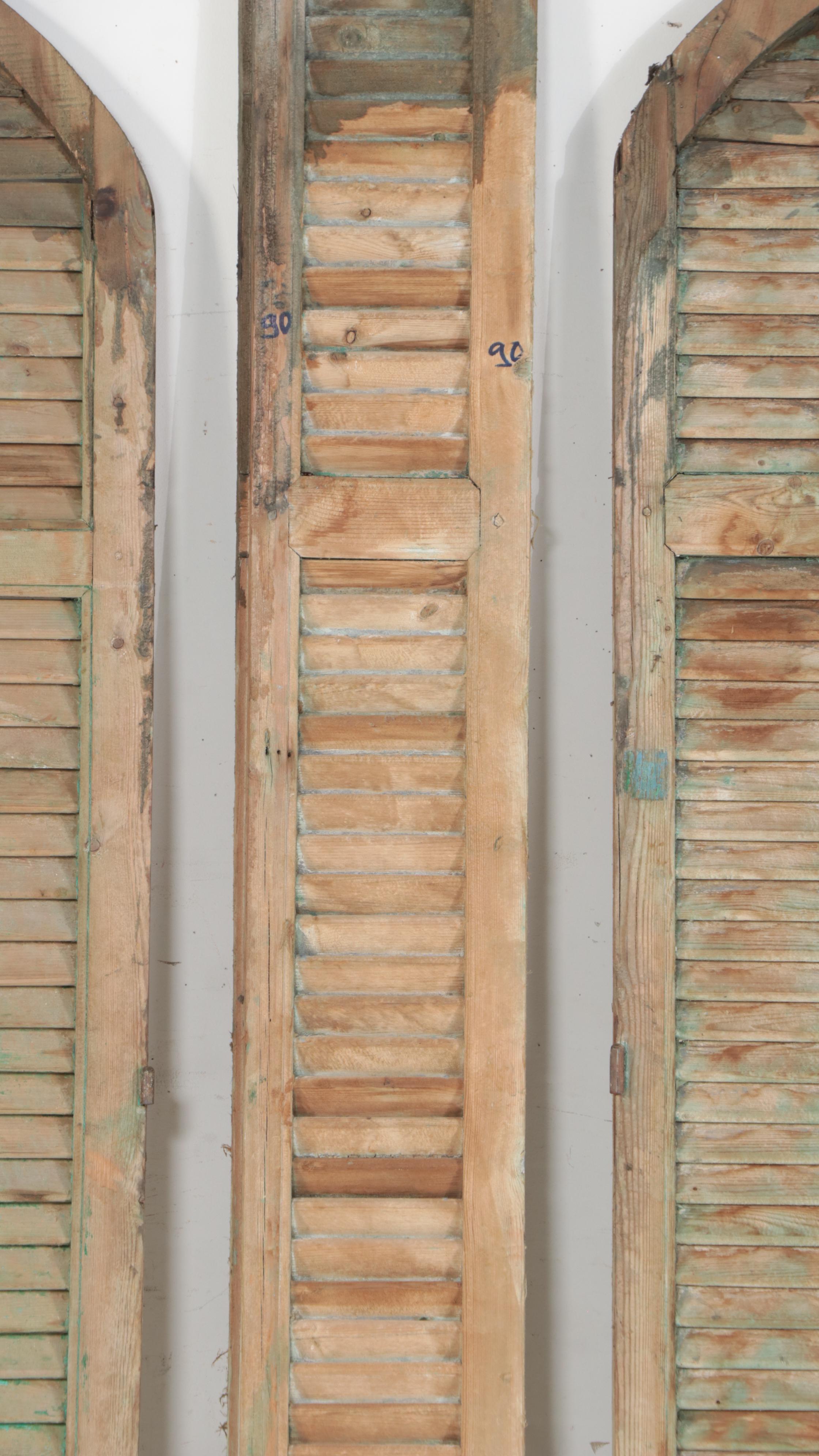 Three-Piece Arch Top Louvered Wood Shutters