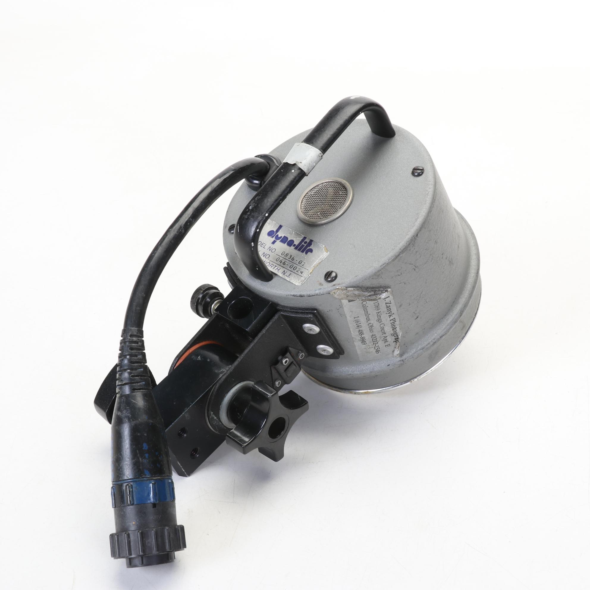 Five Dynalite Flask Heads with Head Covers