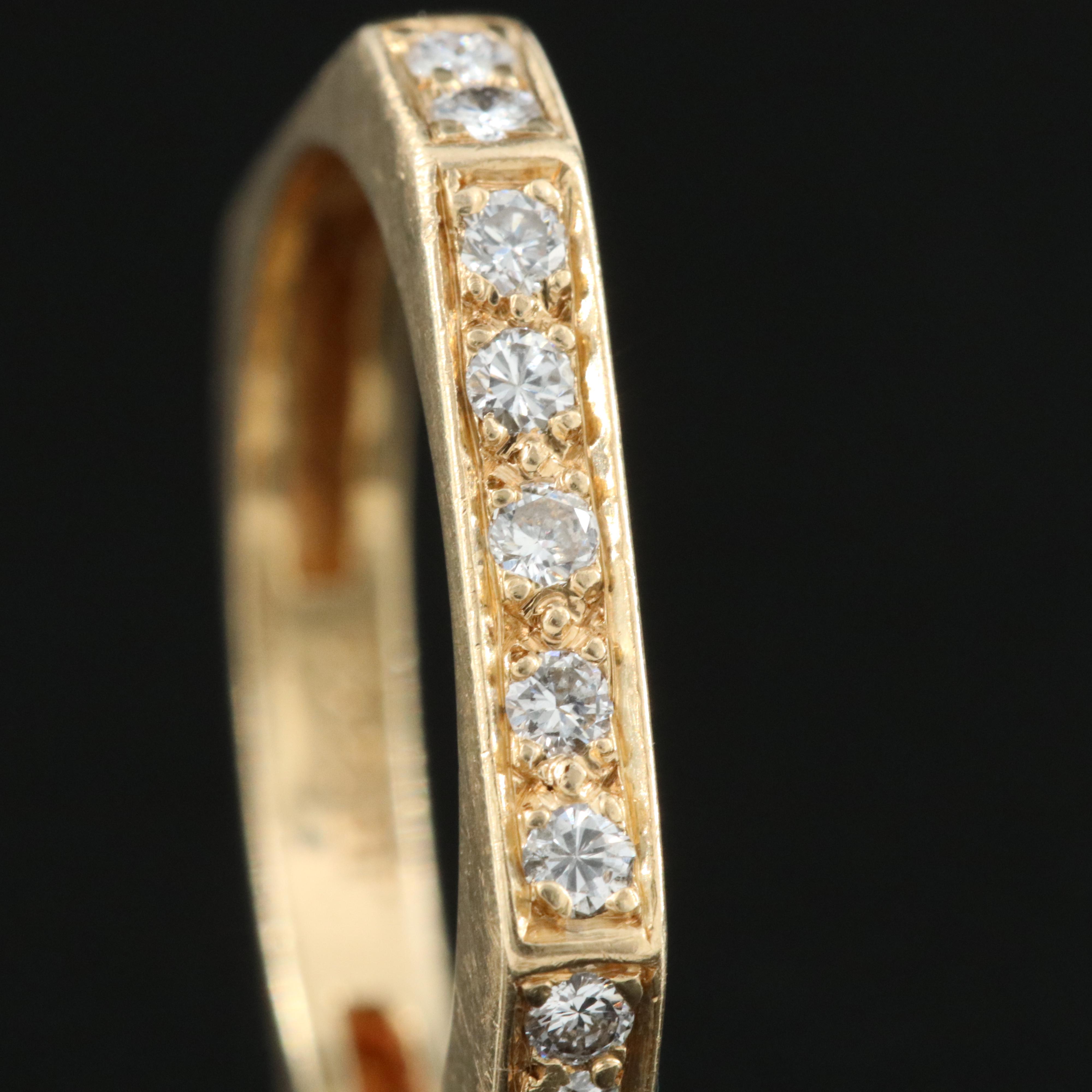 14K 0.20 CTW Diamond Square Shank Ring