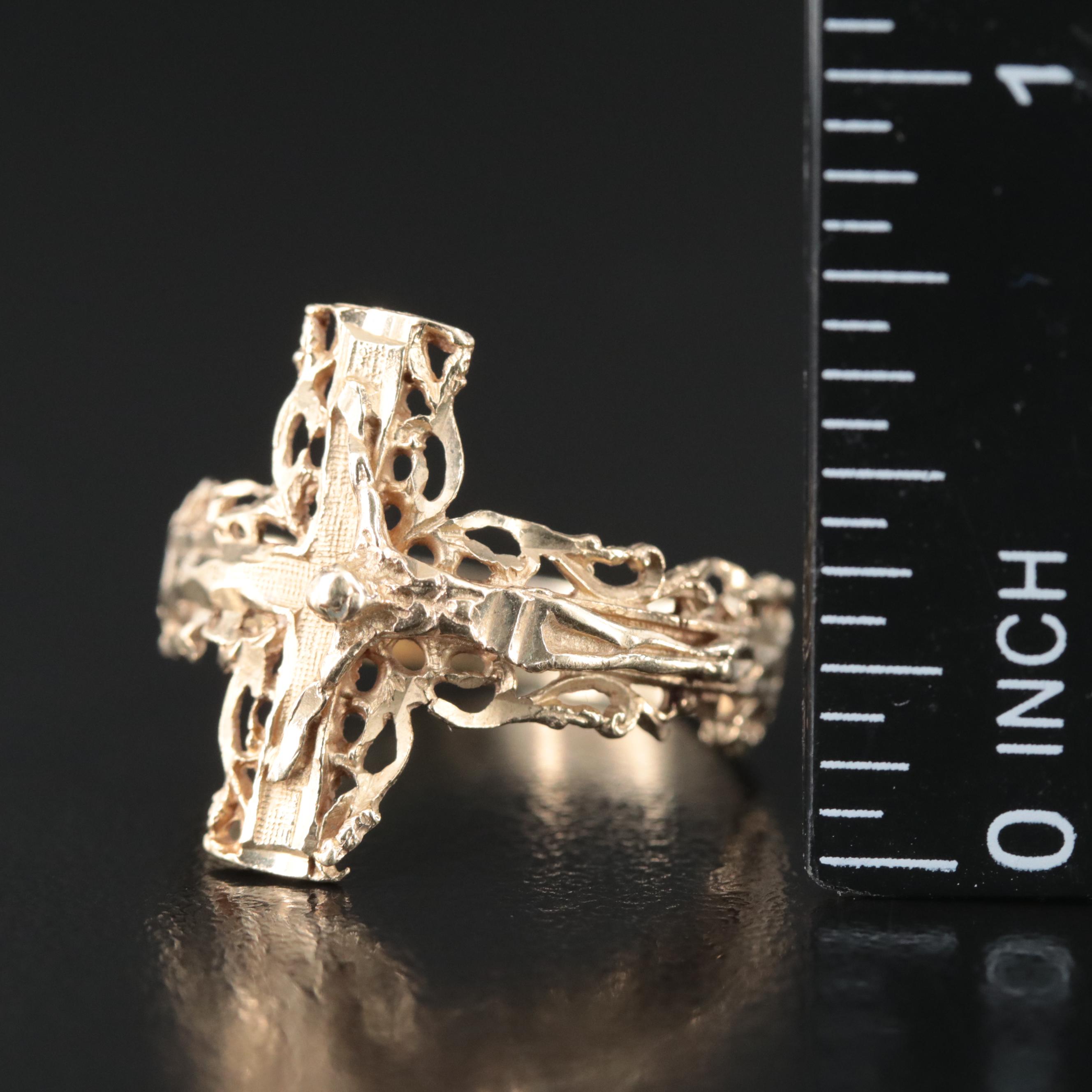 10K Crucifix Ring