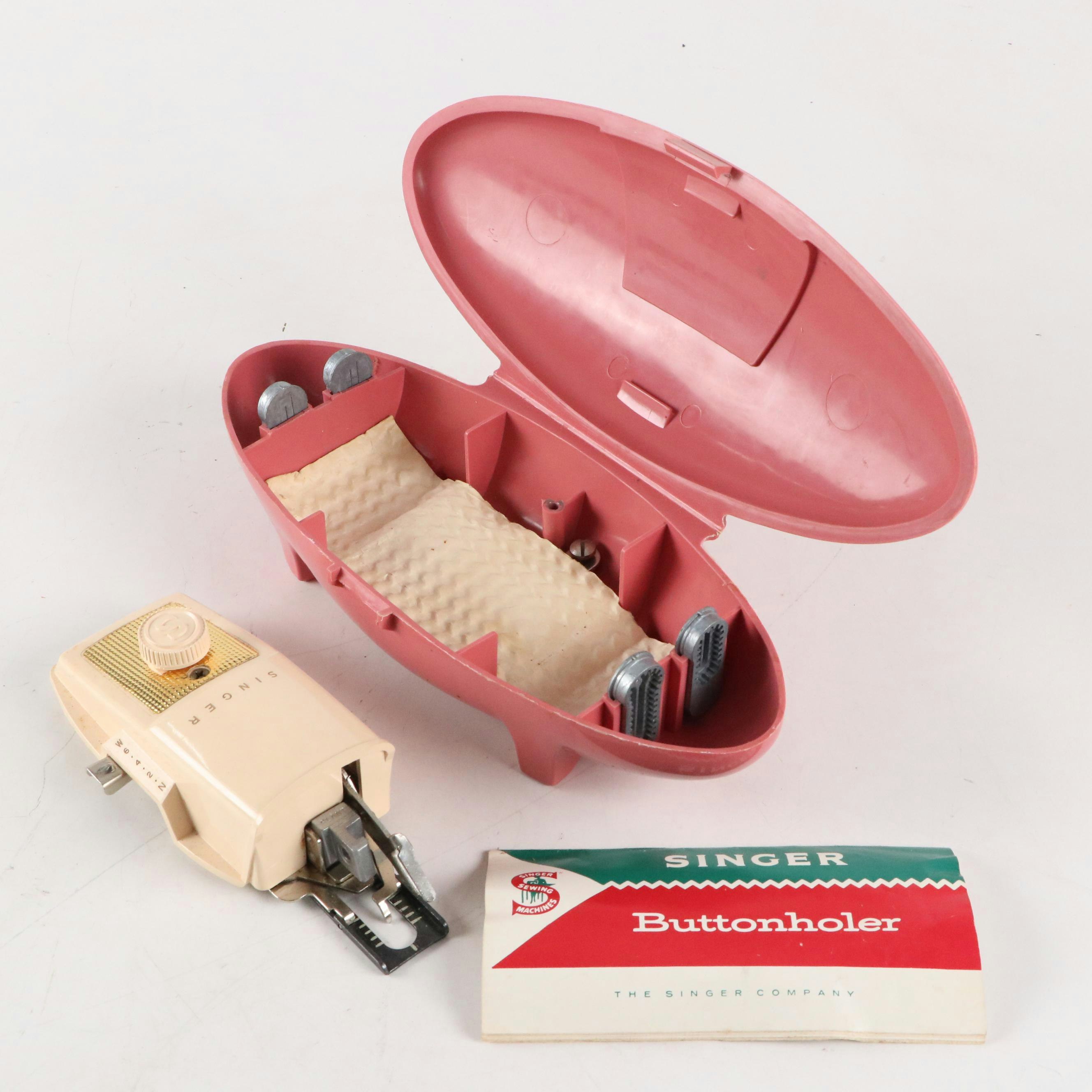 Singer Model 66 Sewing Machine in Wood Cabinet, Early 20th Century